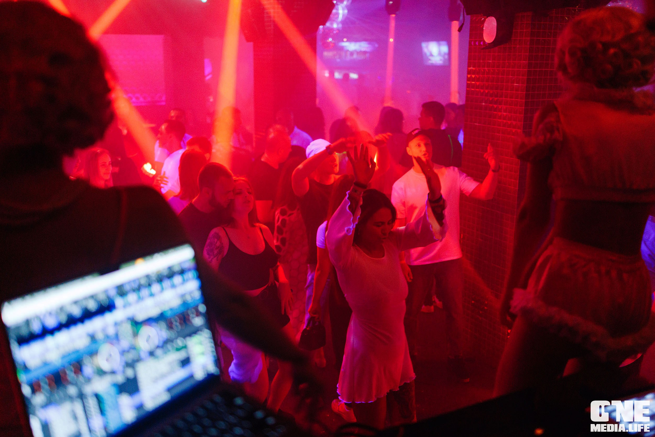 Фоторепортаж из РК Планета. One Media Life: фоторепортажи, фотоотчеты с мероприятий и заведений