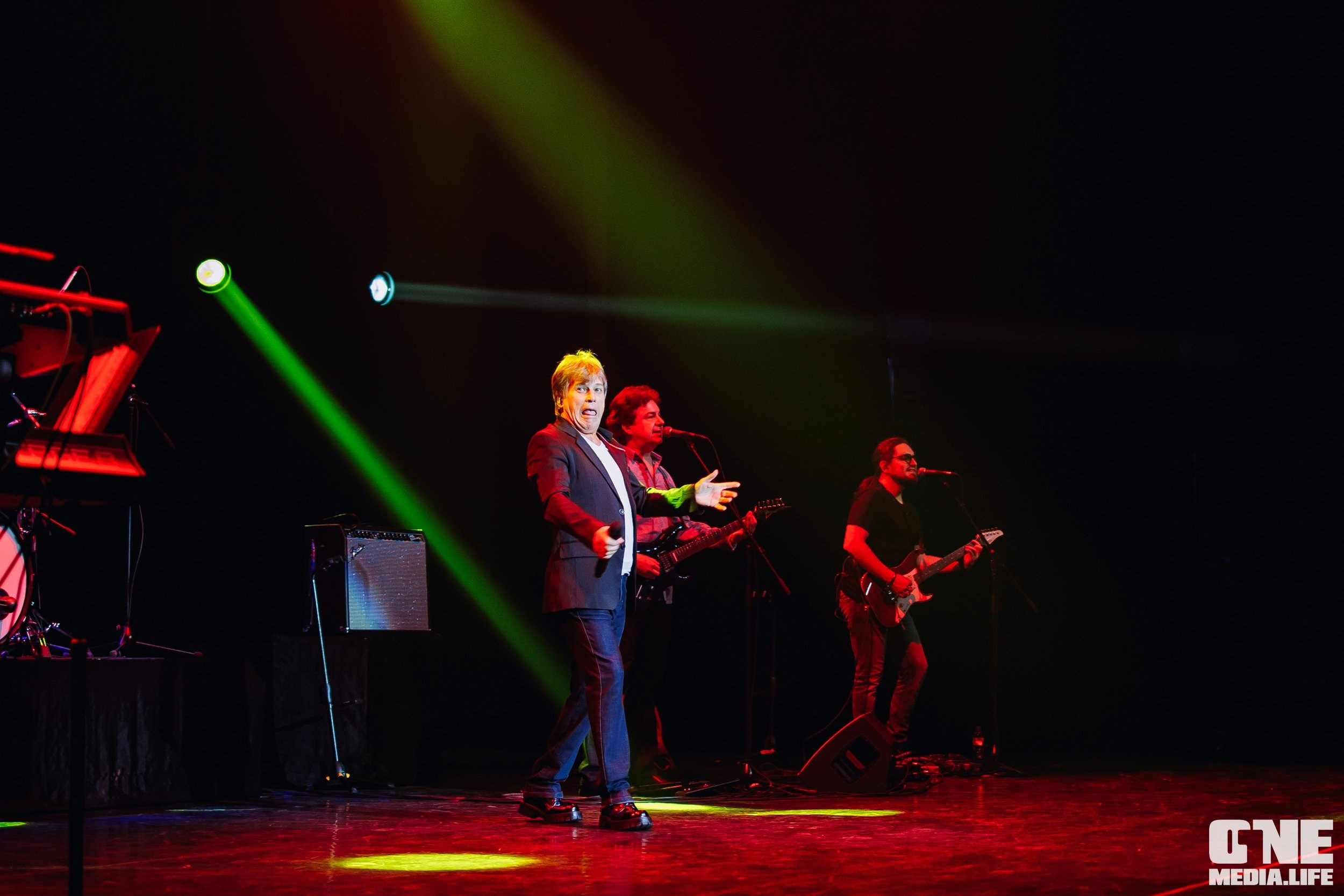 Фоторепортаж из театра эстрады Янтарь-холл. One Media Life: фоторепортажи, фотоотчеты с мероприятий и заведений