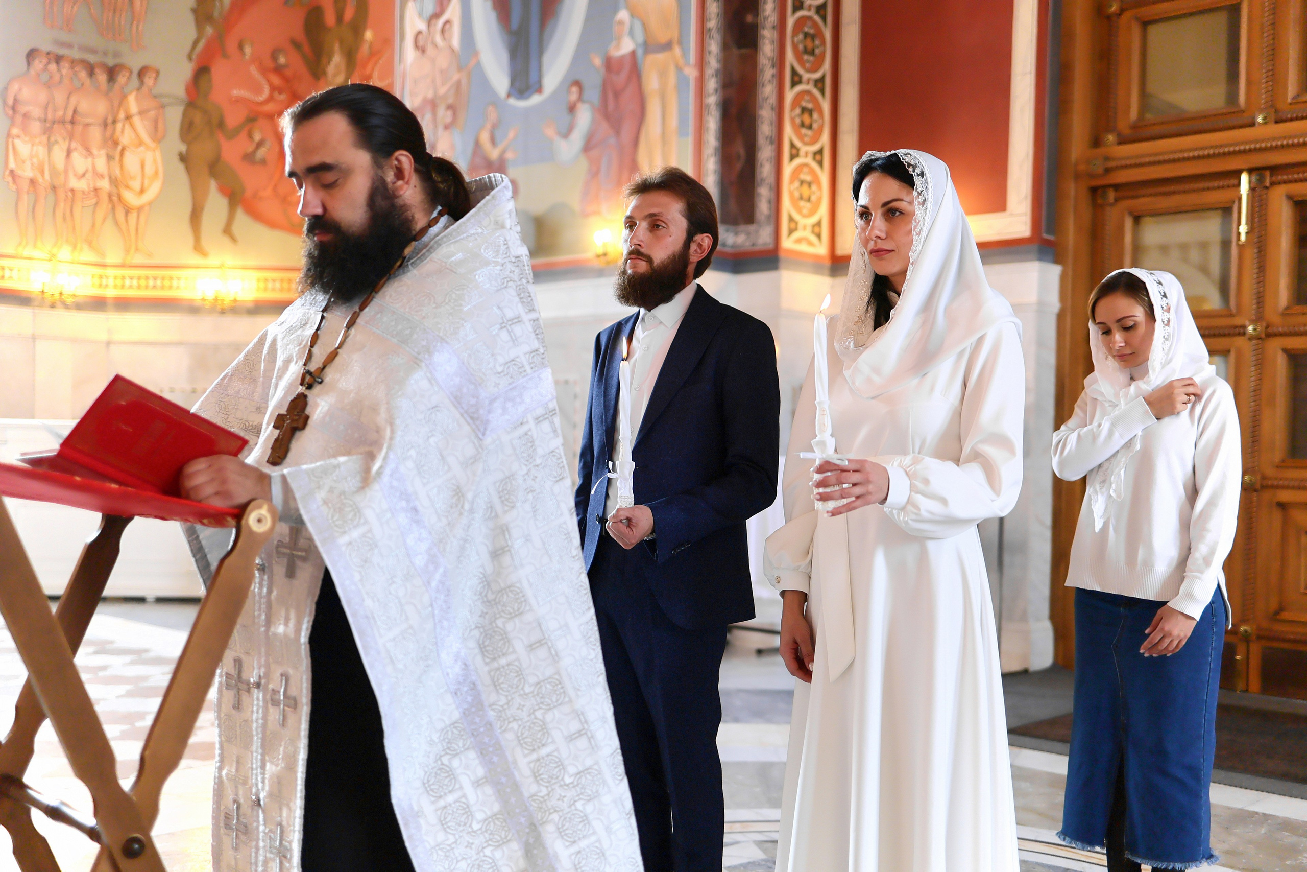 Фотограф на крещение и венчание в Волгограде