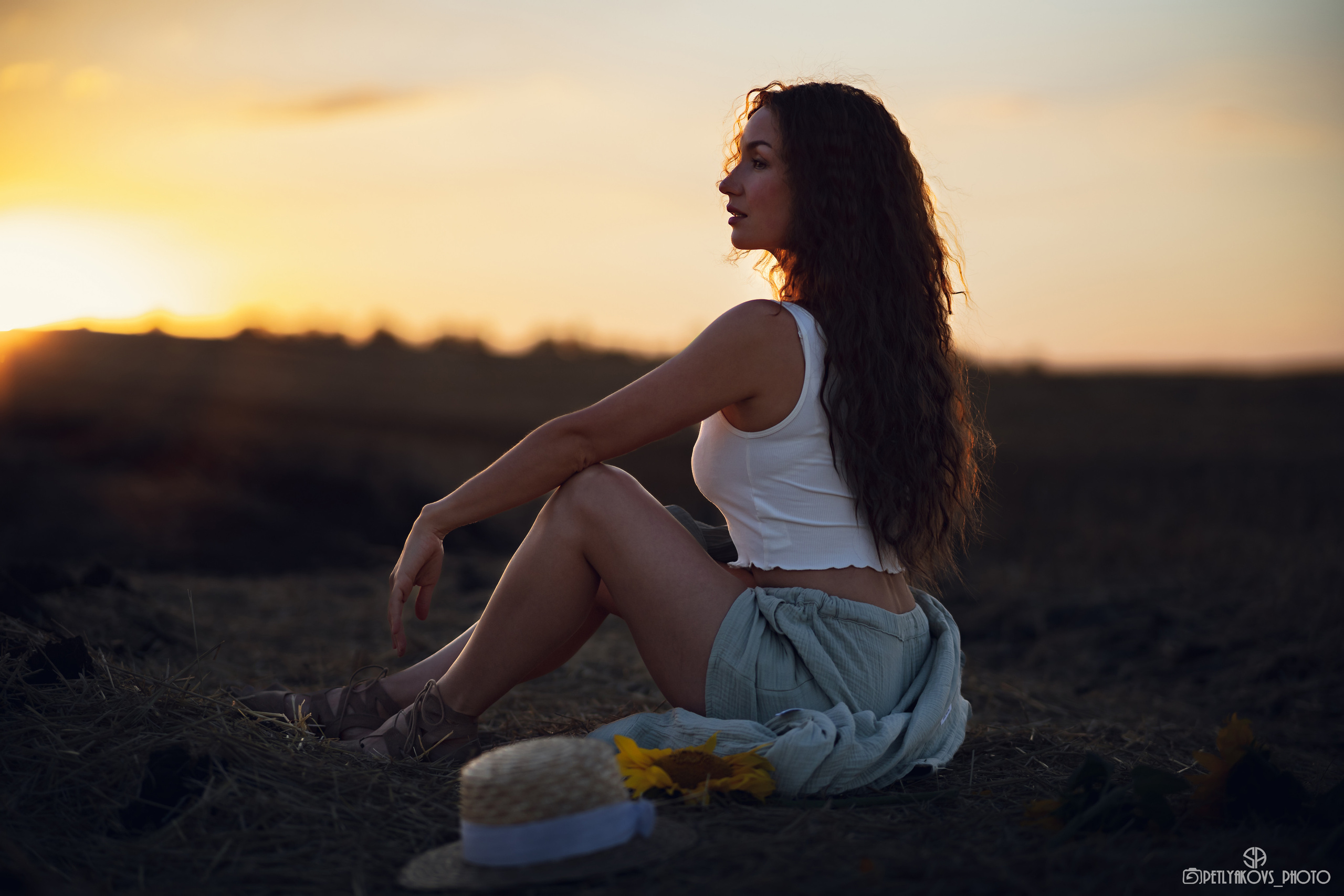 Фотосессия для Ники на закатном солнце в полях Пятигорска. Фотограф, видеограф Пятигорск, Ставрополь, Ессентуки, Petlyakovs_photo