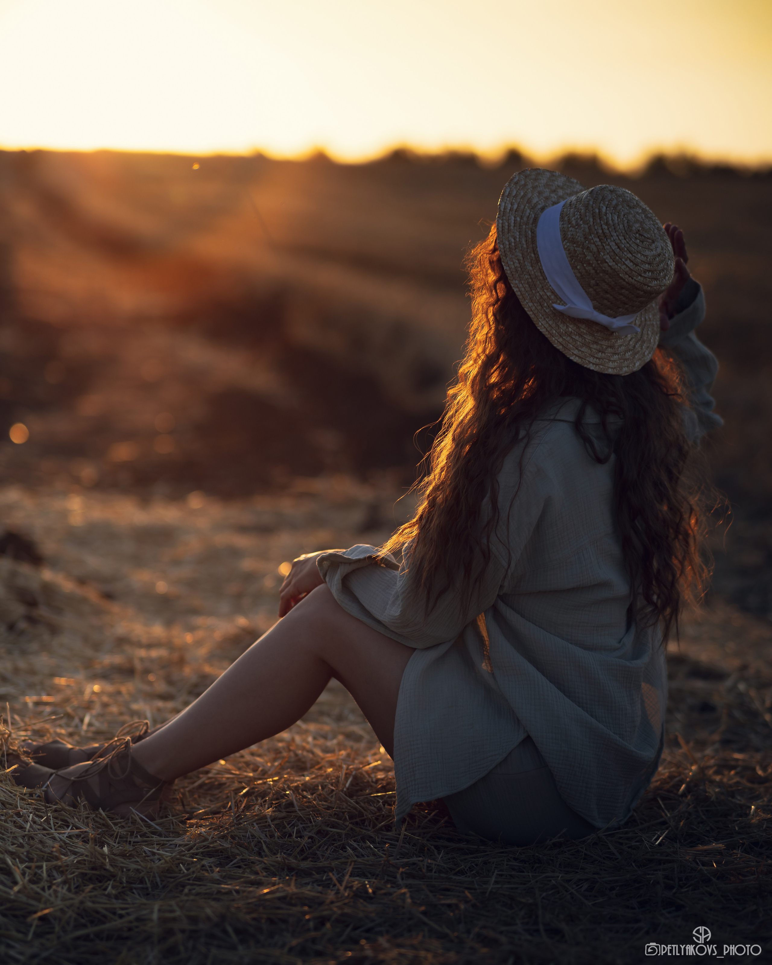 Фотосессия для Ники на закатном солнце в полях Пятигорска. Фотограф, видеограф Пятигорск, Ставрополь, Ессентуки, Petlyakovs_photo