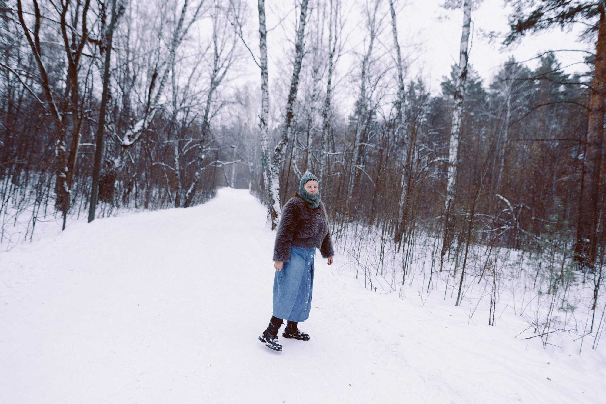 Зимняя фотосессия в Затюменском парке (Тюмень) | Художественная съемка от Daria Mars. Портретный фотограф Тюмень Дарья Мустафина