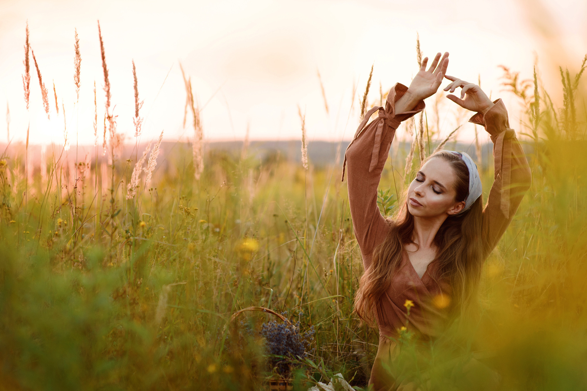 Летняя прогулка на закате для Насти и Златочки. Семейный и женский фотограф Красноярск Екатерина Пусенкова