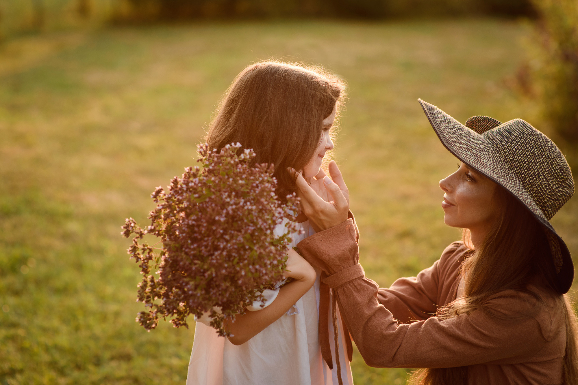Летняя прогулка на закате для Насти и Златочки. Семейный и женский фотограф Красноярск Екатерина Пусенкова