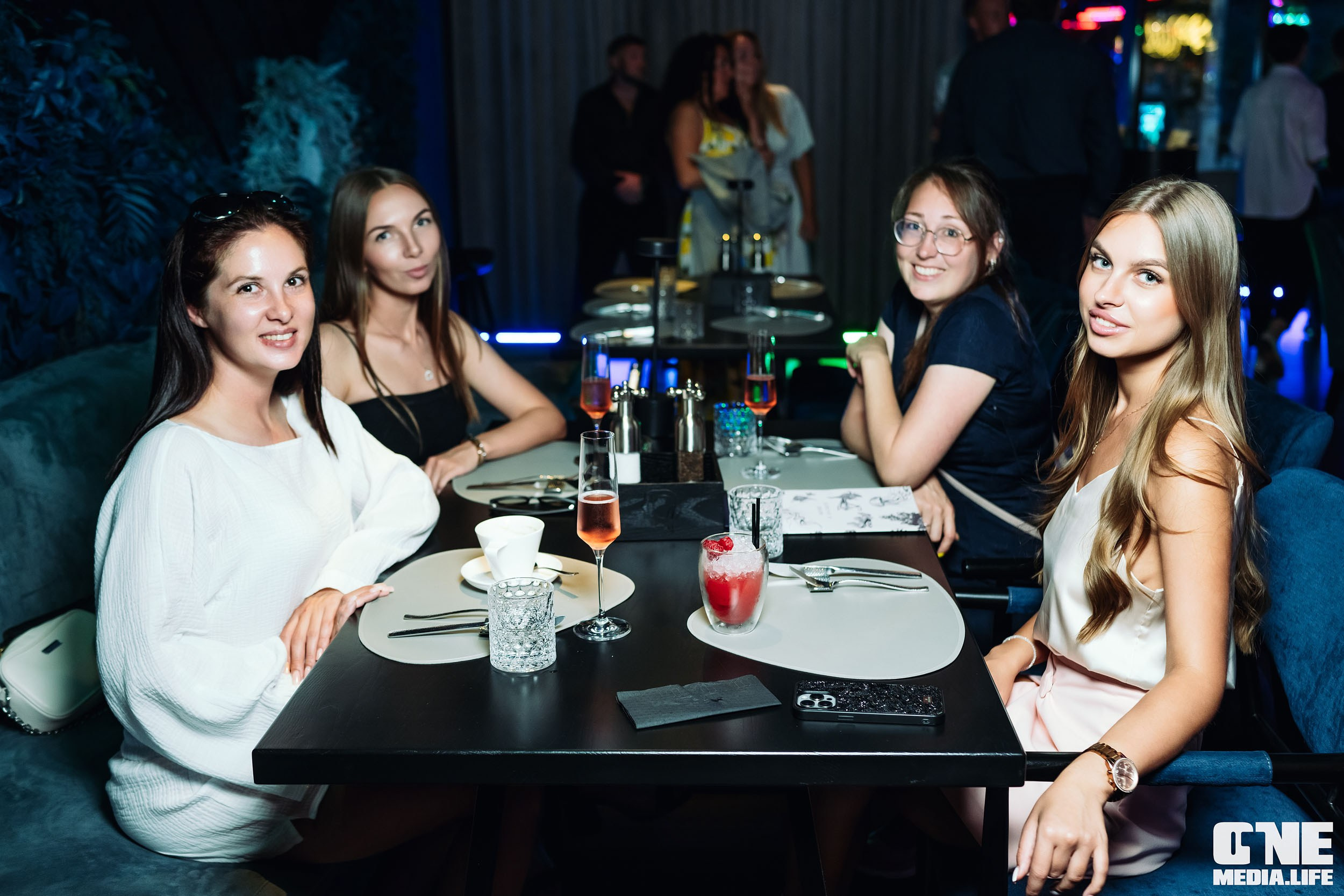 Фоторепортаж из ресторана Океан. One Media Life: фоторепортажи, фотоотчеты с мероприятий и заведений