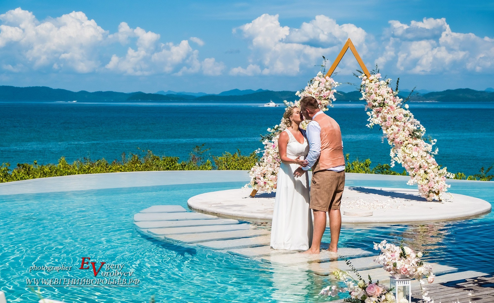 Фотосессии Фотограф в Красноярске на Пхукете Евгений Воробьёв видеосъёмка фотосъёмка с FPV дрона квадрокоптера в Красноярске