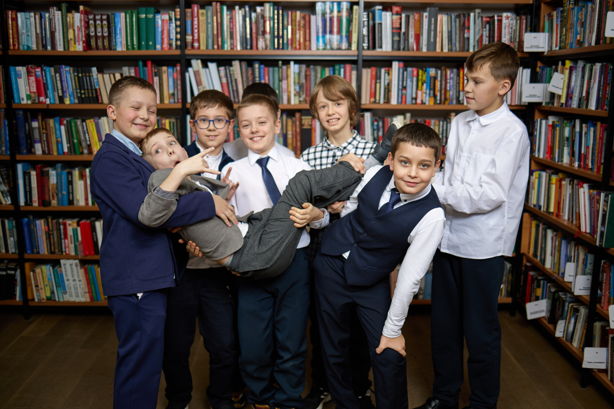 Фотосъемка выпускных альбомов для 4, 9 и 11 классов. Москва, МО и Зеленоград