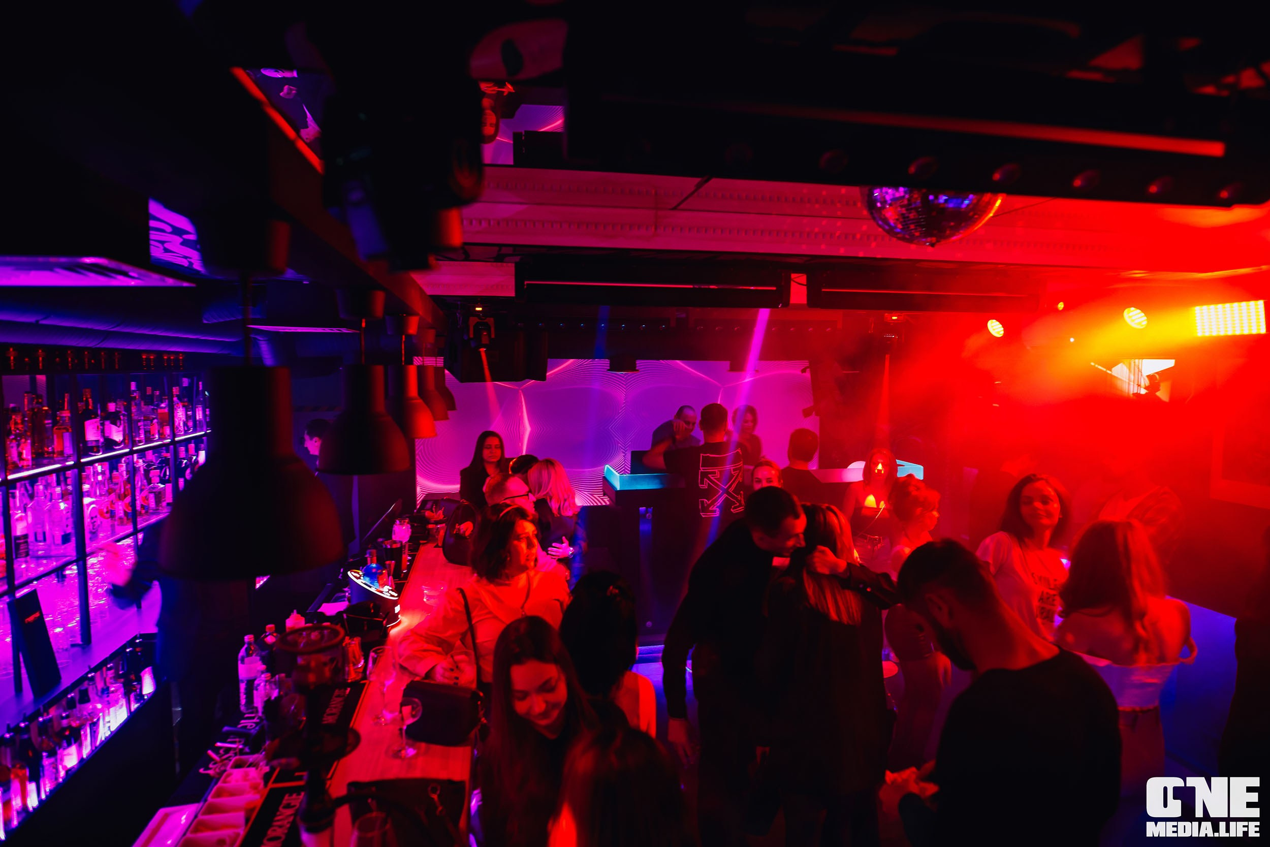 Dj Alexey Viper в Nisha. One Media Life: фоторепортажи, фотоотчеты с мероприятий и заведений