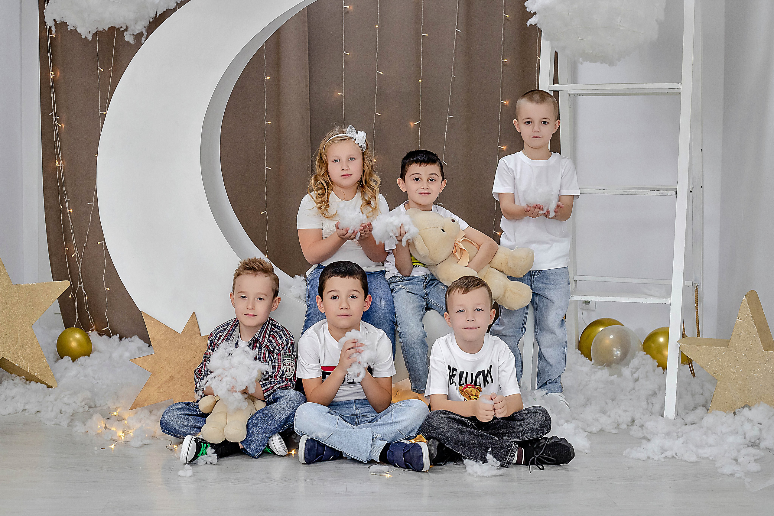 Выпускные (школьные) альбомы (книги) в Ростове-на-Дону. Современные Выпускные Альбомы в Ростове-на-Дону