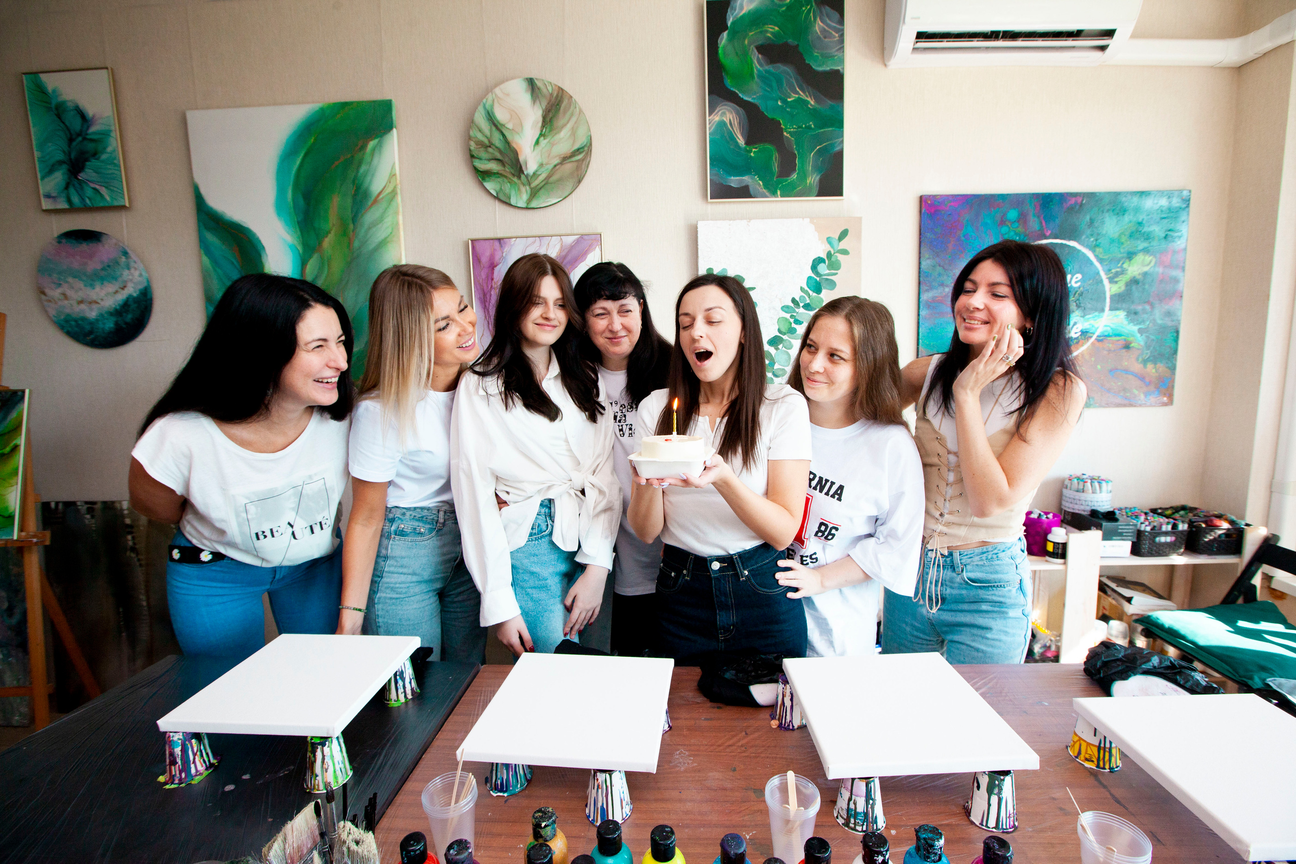 День рождения в творческой студии. Stanislav Baryshev — People. Emotions. Atmosphere