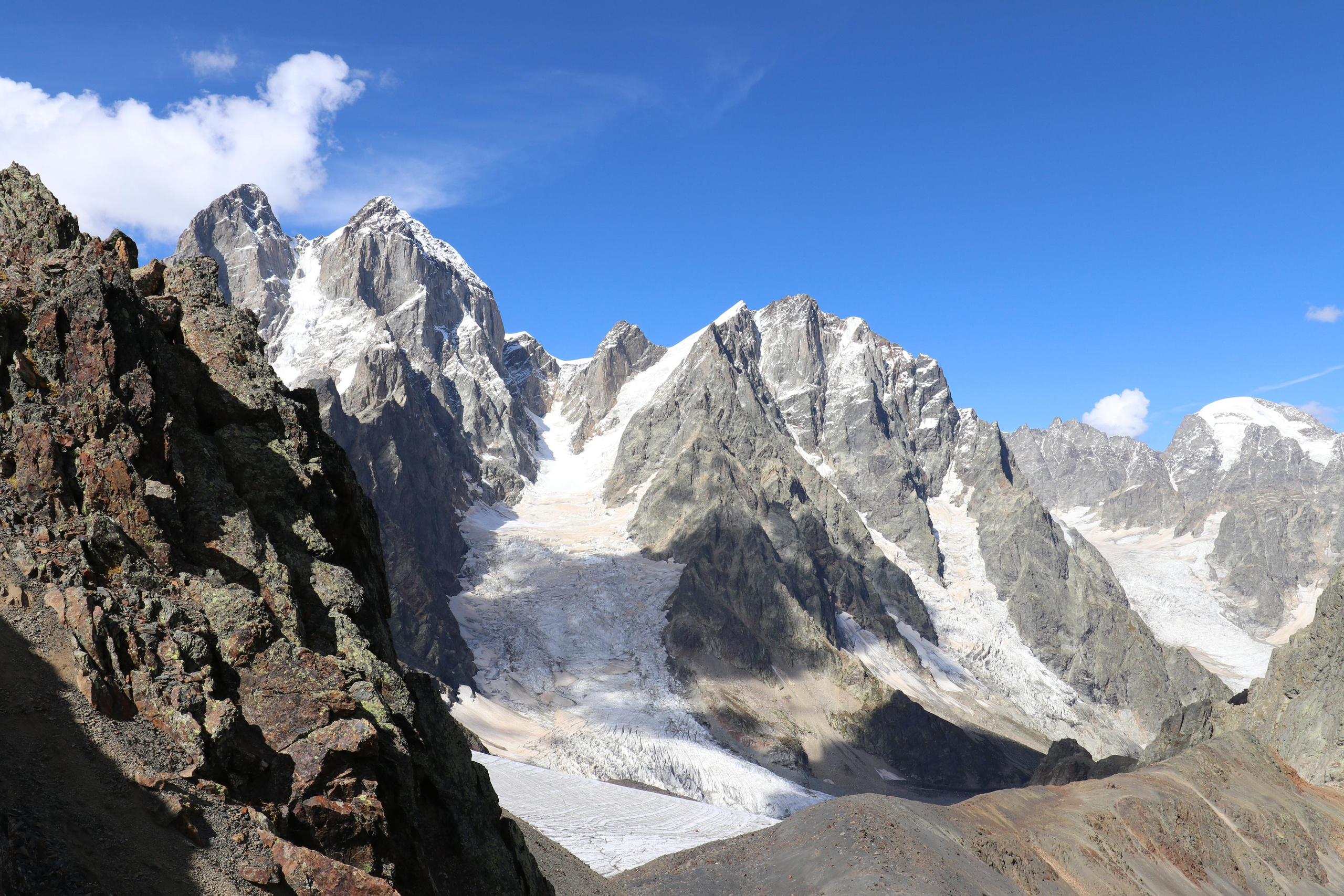 гора Ушба во всей красе