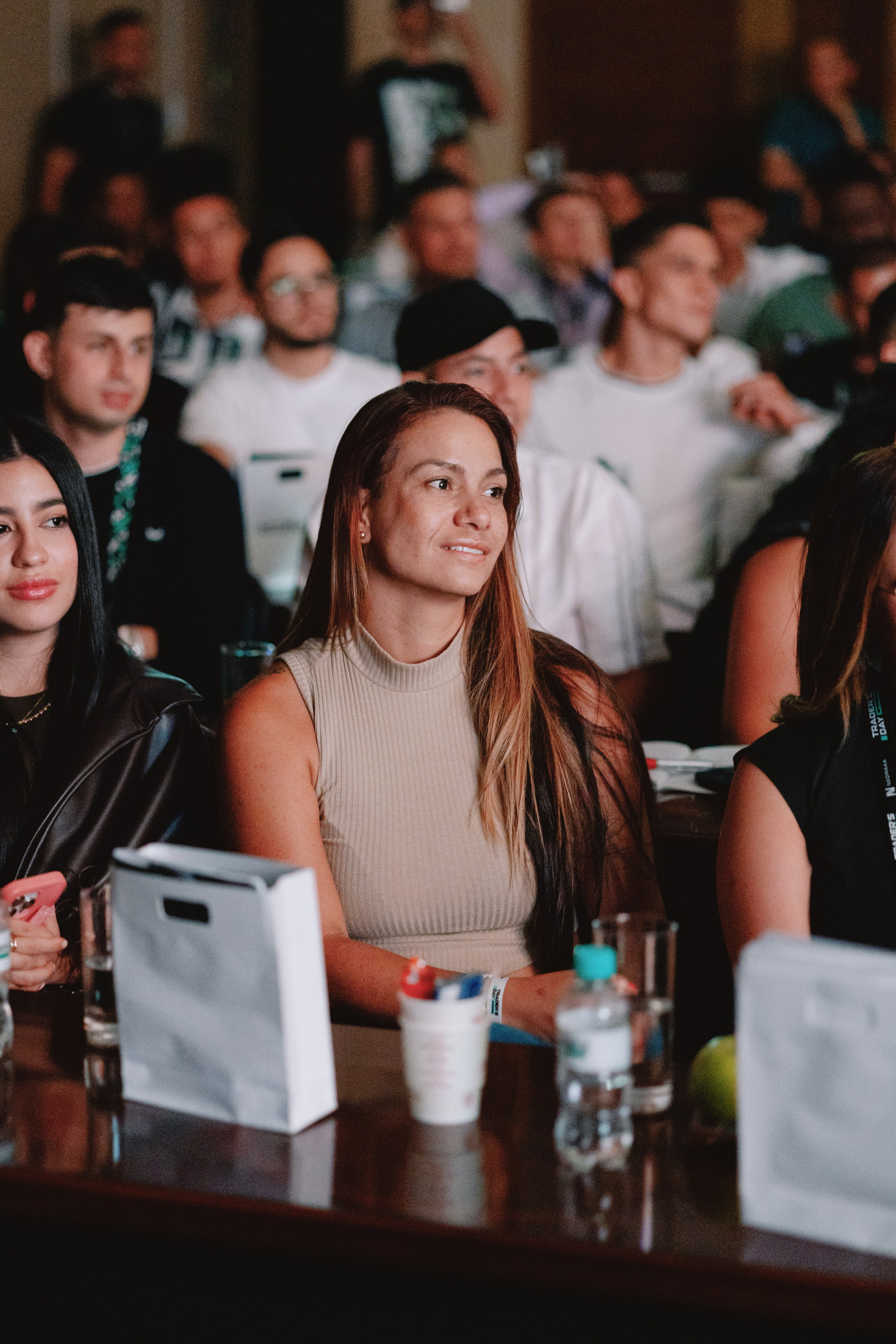 TRADERS DAY By NeomAAA Medellin. NeomAAA Funds Gallery