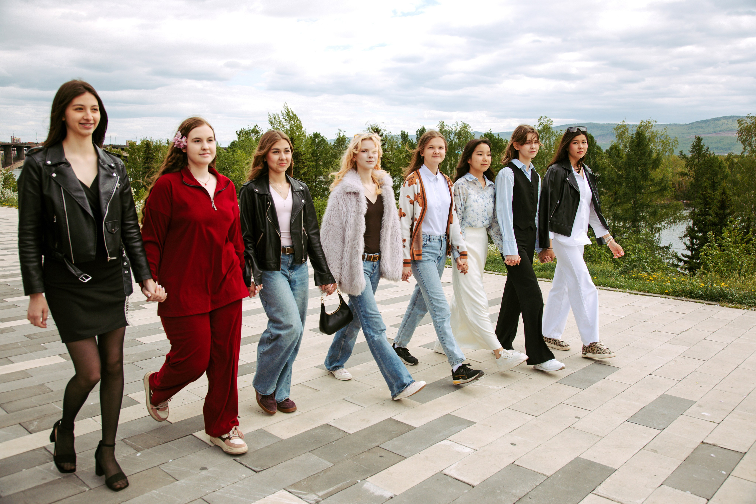 Выпускные альбомы в Красноярске. Студия Колибри