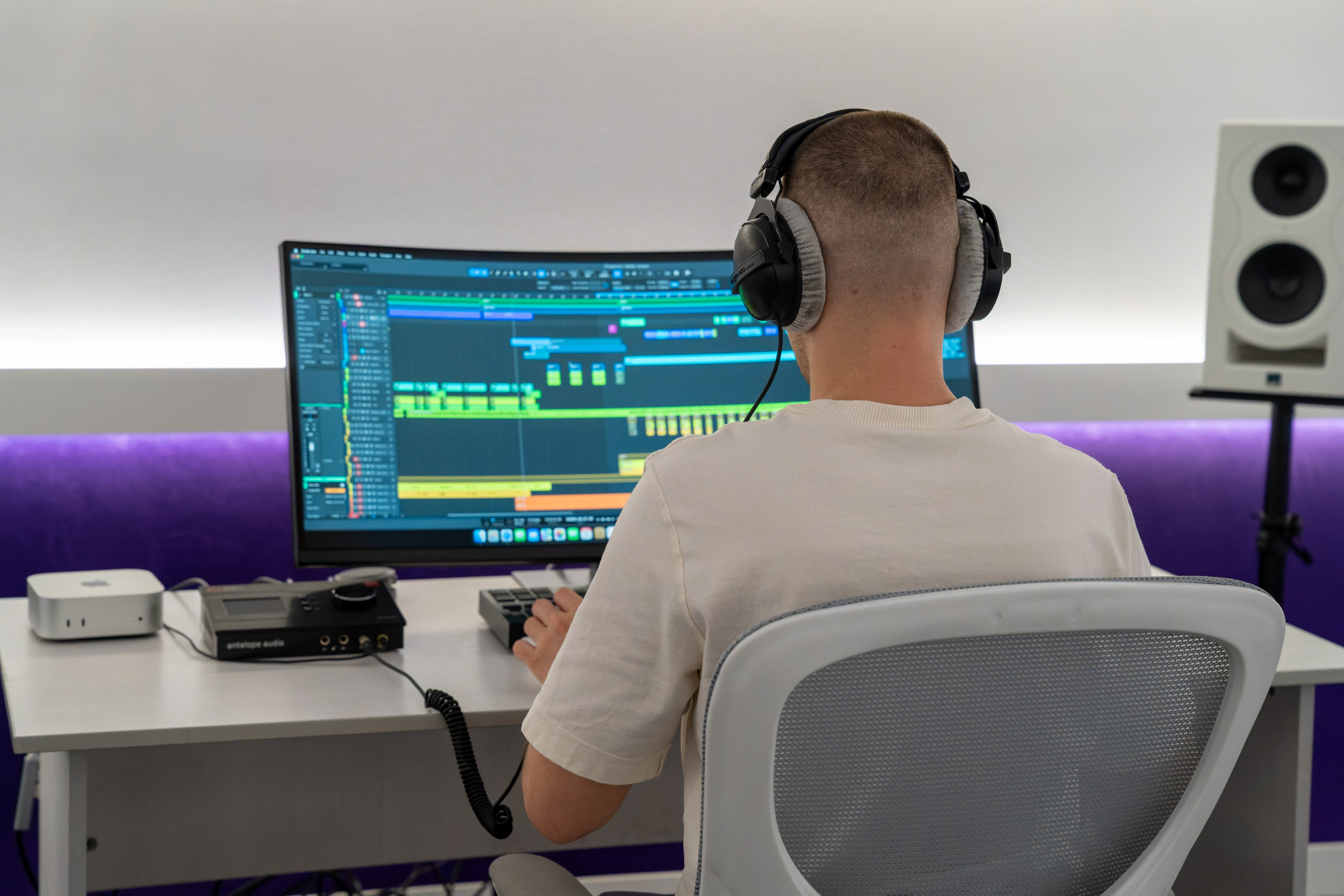 Фотосъёмка недвижимость, дома, участки, коттеджи, студии, интерьерная съёмка. «Студия DRONAVT`s» — видеосъёмка и фотография г. Москва