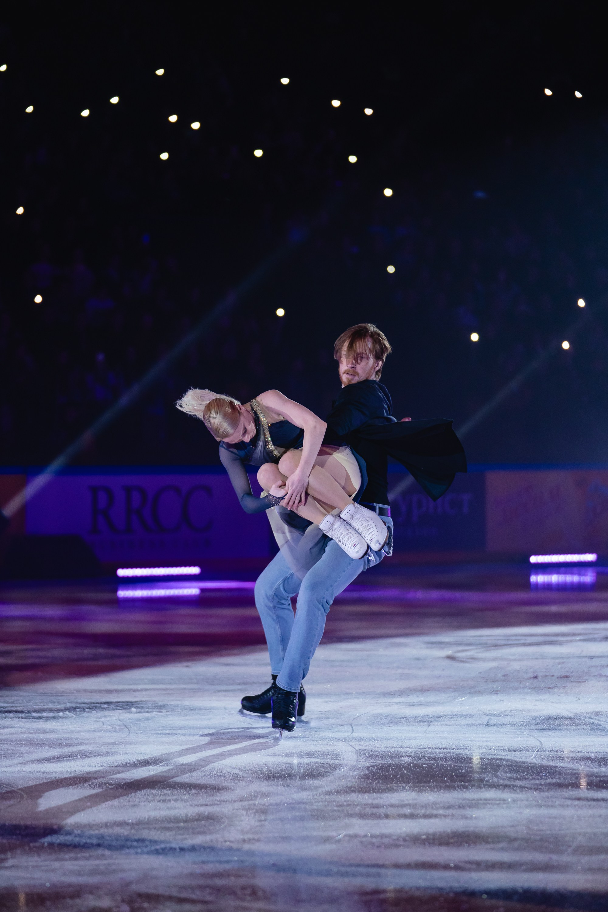 Шоу «Чемпионы на льду» в Новосибирске. Воробьева Ксения — Спортивный и танцевальный фотограф Новосибирск