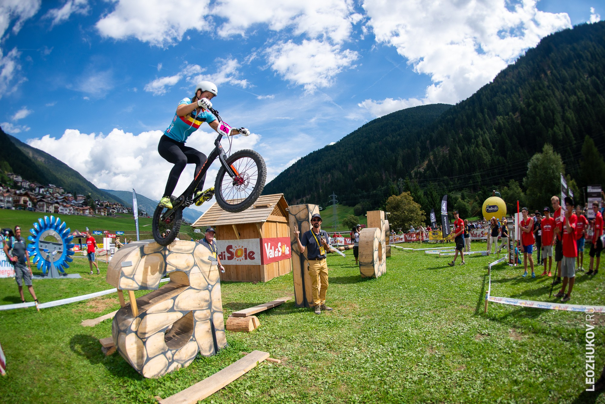 UCI Trials World Championships 2016 — finals. Sports photographer Leonid Zhukov
