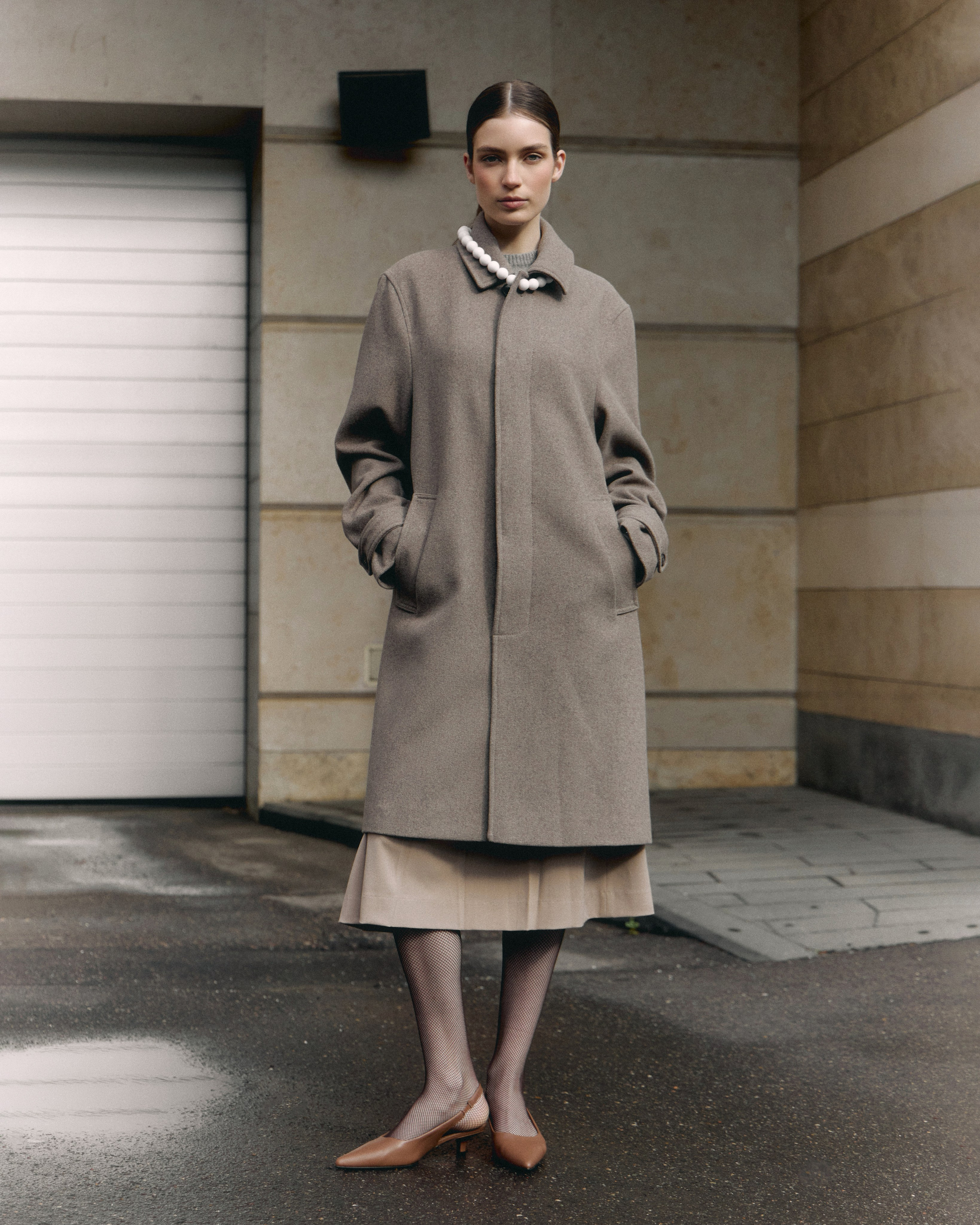 Fashion and model test photographer based in Dubai and Abu-Dhabi