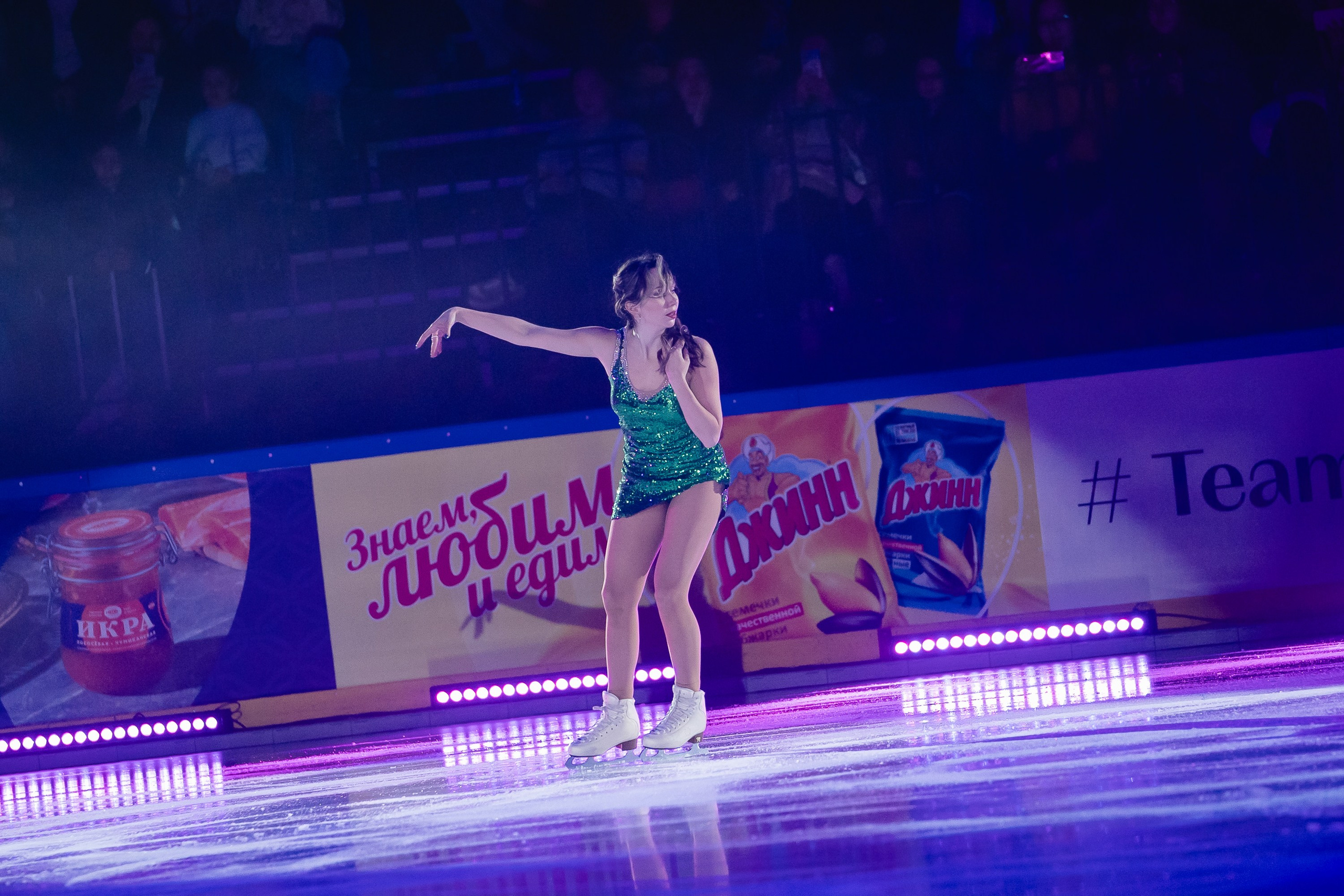 Шоу «Чемпионы на льду» в Новосибирске. Воробьева Ксения — Спортивный и танцевальный фотограф Новосибирск