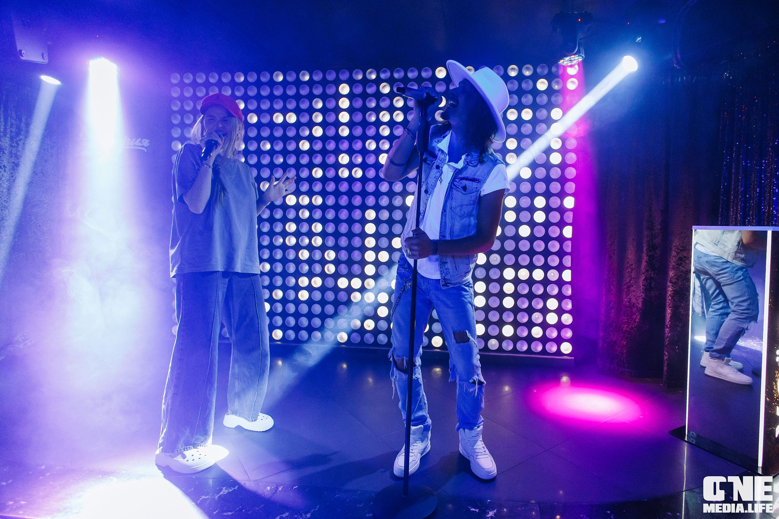 Фоторепортаж из караоке-клубе Эйфория. One Media Life: фоторепортажи, фотоотчеты с мероприятий и заведений