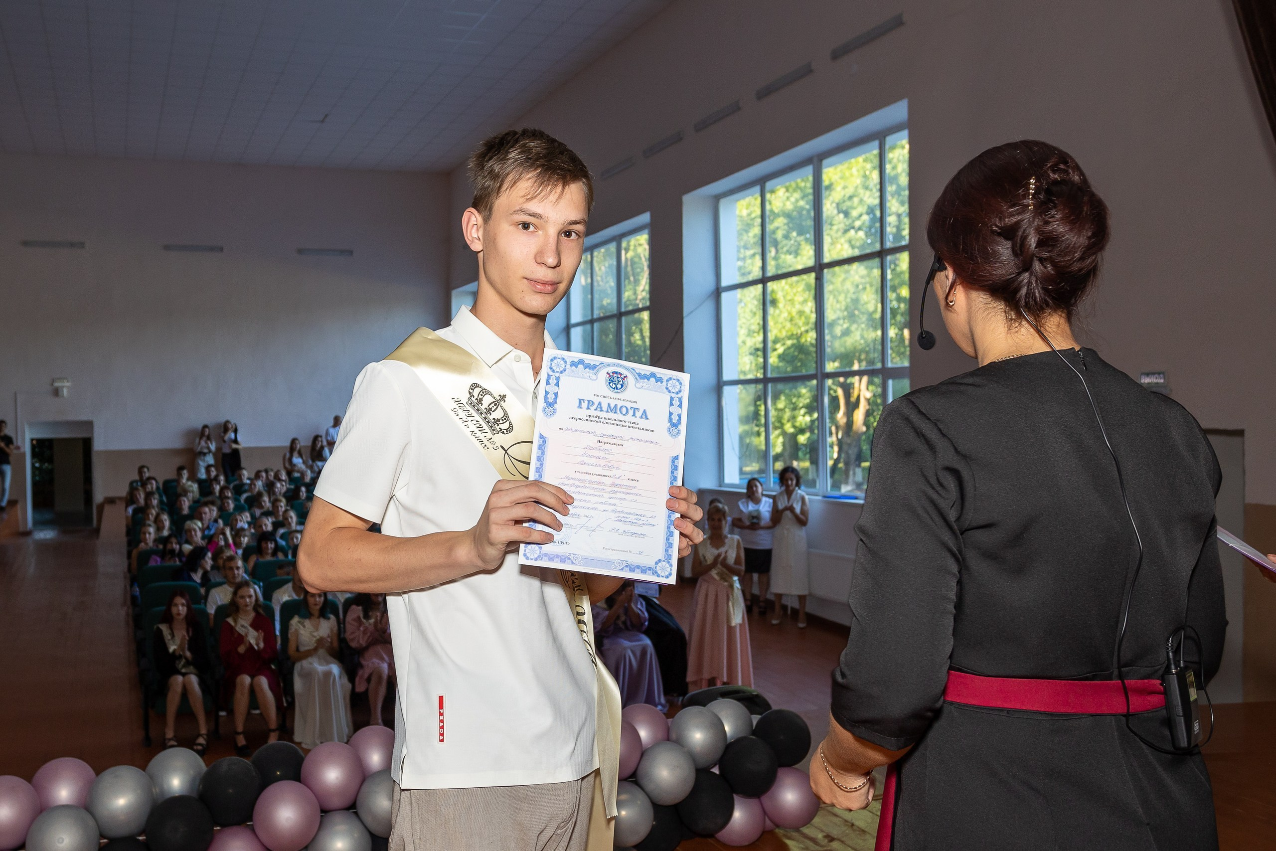 Вручение аттестата 2024 г. Выпускные альбомы Майкоп, Краснодар Елена Золотарева