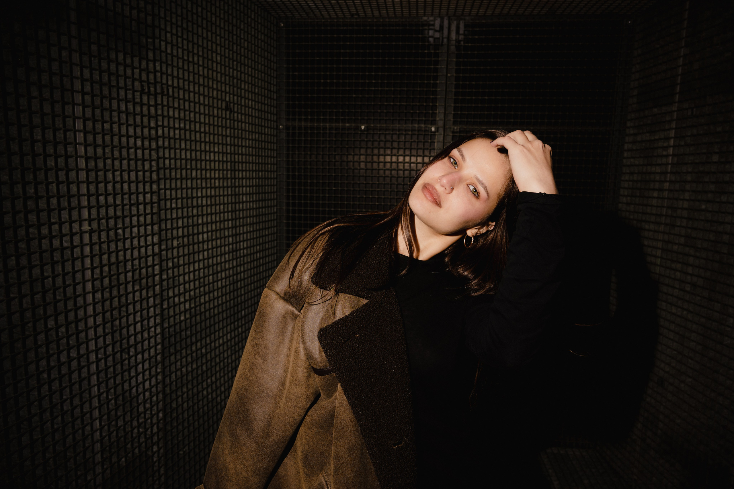 Фотосессия со вспышкой в пространстве Третье место в Питере. Портретный и репортажный фотограф в Санкт-Петербурге | Валерия Кайряк