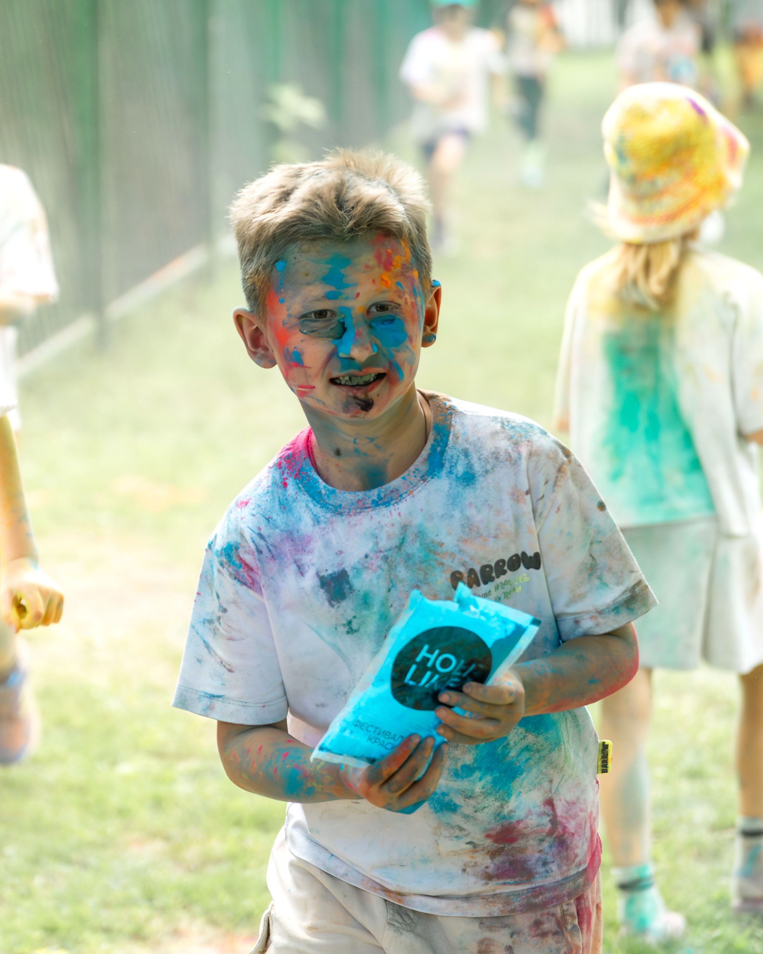 The International School of Moscow. Color Day. Выпускные альбомы для школы и детского сада — школьный фотограф Подольск, Троицк, Щербинка, Москва