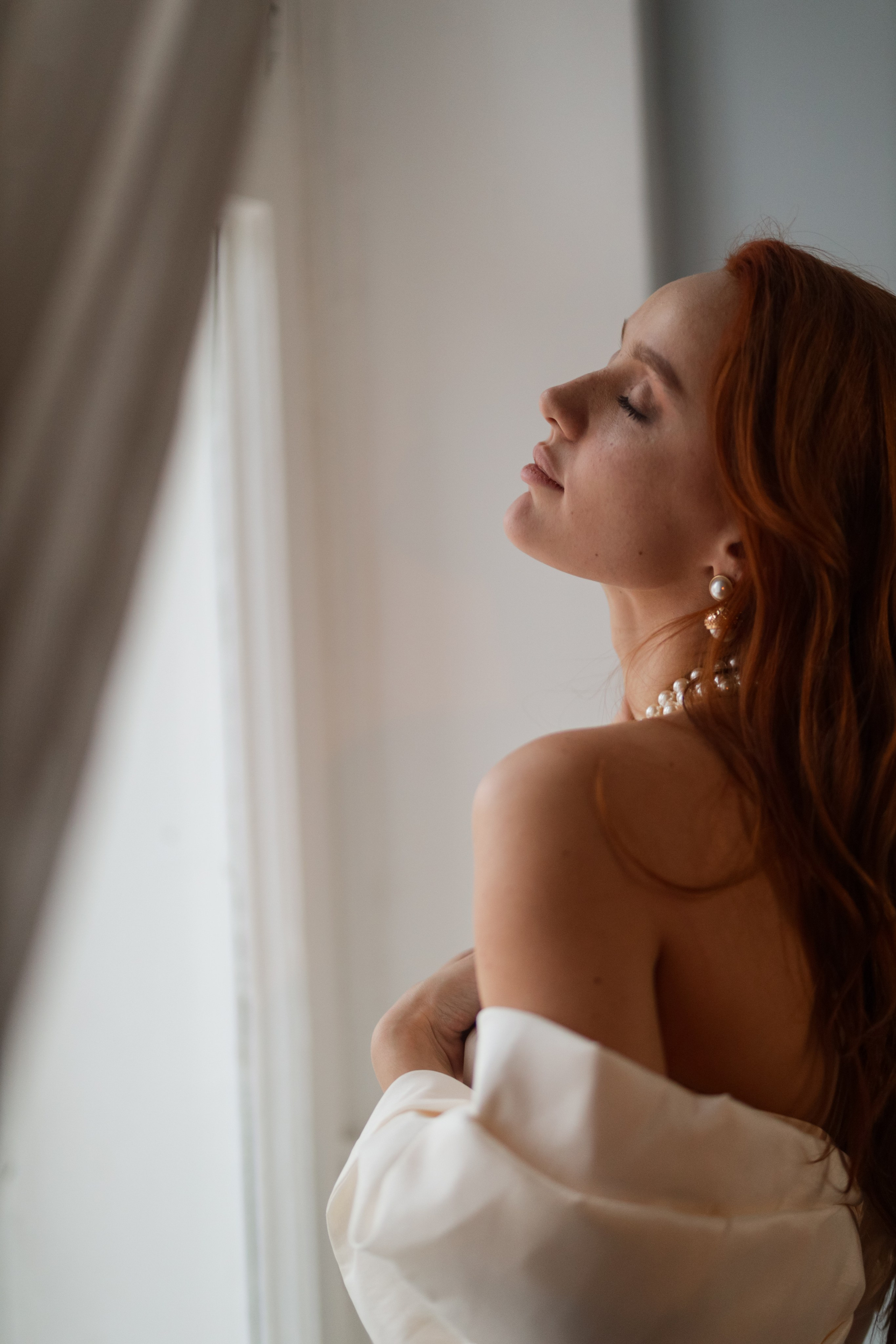 Фотосессия в съёмной квартире в сердце Питера с винтажными нотками. Свадебный фотограф Беларусь Ольга Козыренко