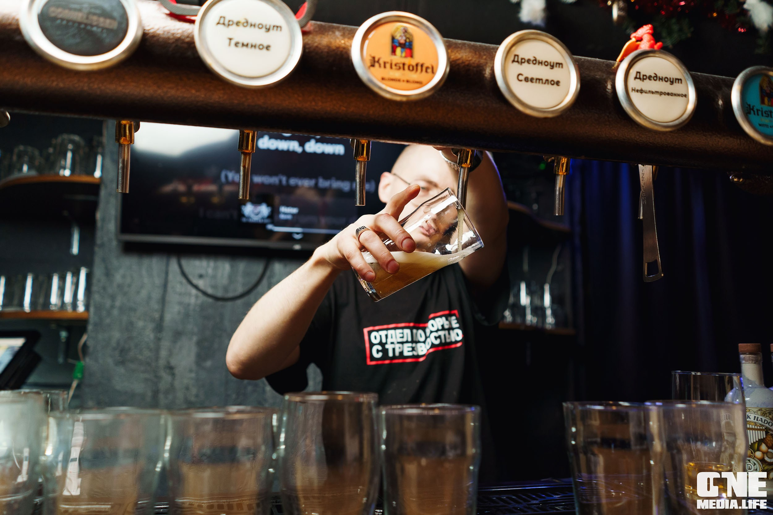 Фоторепортаж из бара Dreadnought. One Media Life: фоторепортажи, фотоотчеты с мероприятий и заведений