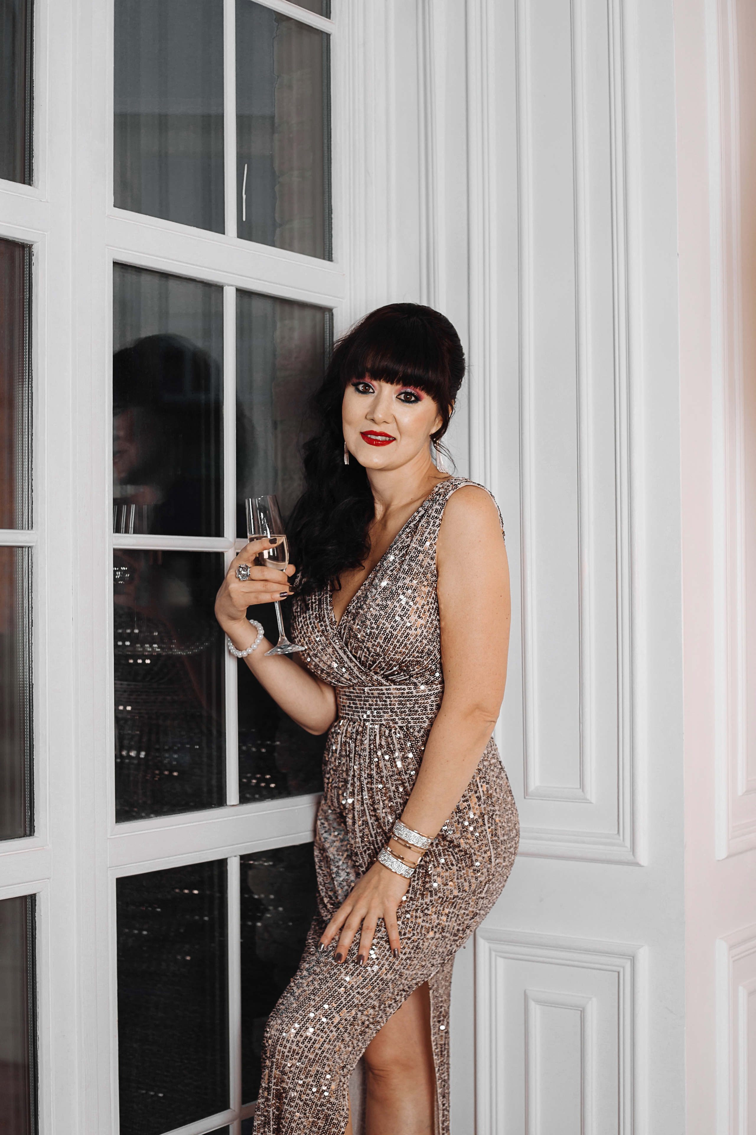 rina_sphoto, фотограф Катерина Сысуева,Екатерина Сысуева, Рина Сысуева, женский фотограф Москва, профессиональный фотограф москва, новогодняя фотосессия, девушка с бокалом шампанского, фотопроект, фотодень