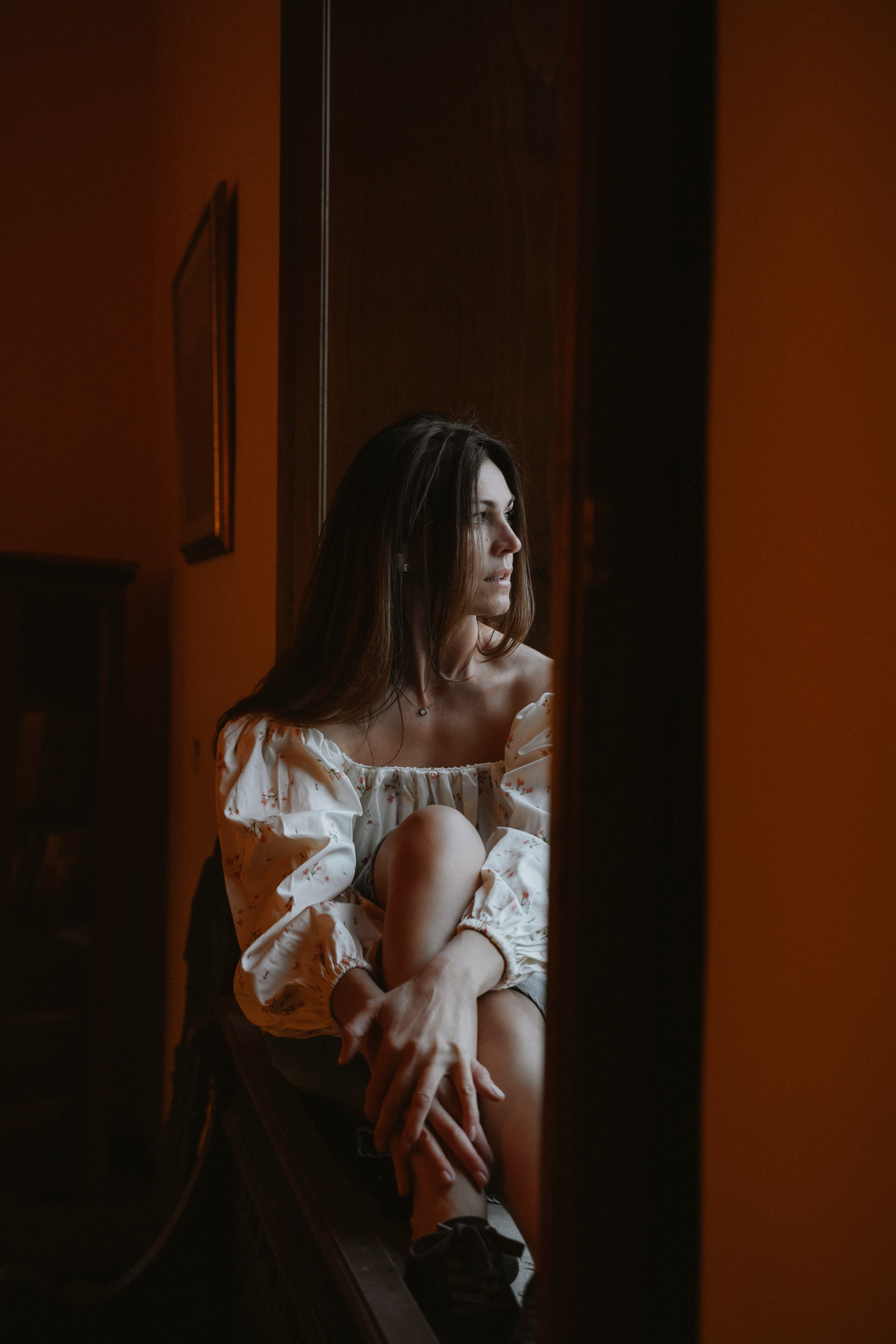 Galia_woman photo shoot. Family Lifestyle Photographer in Lucca, Italia