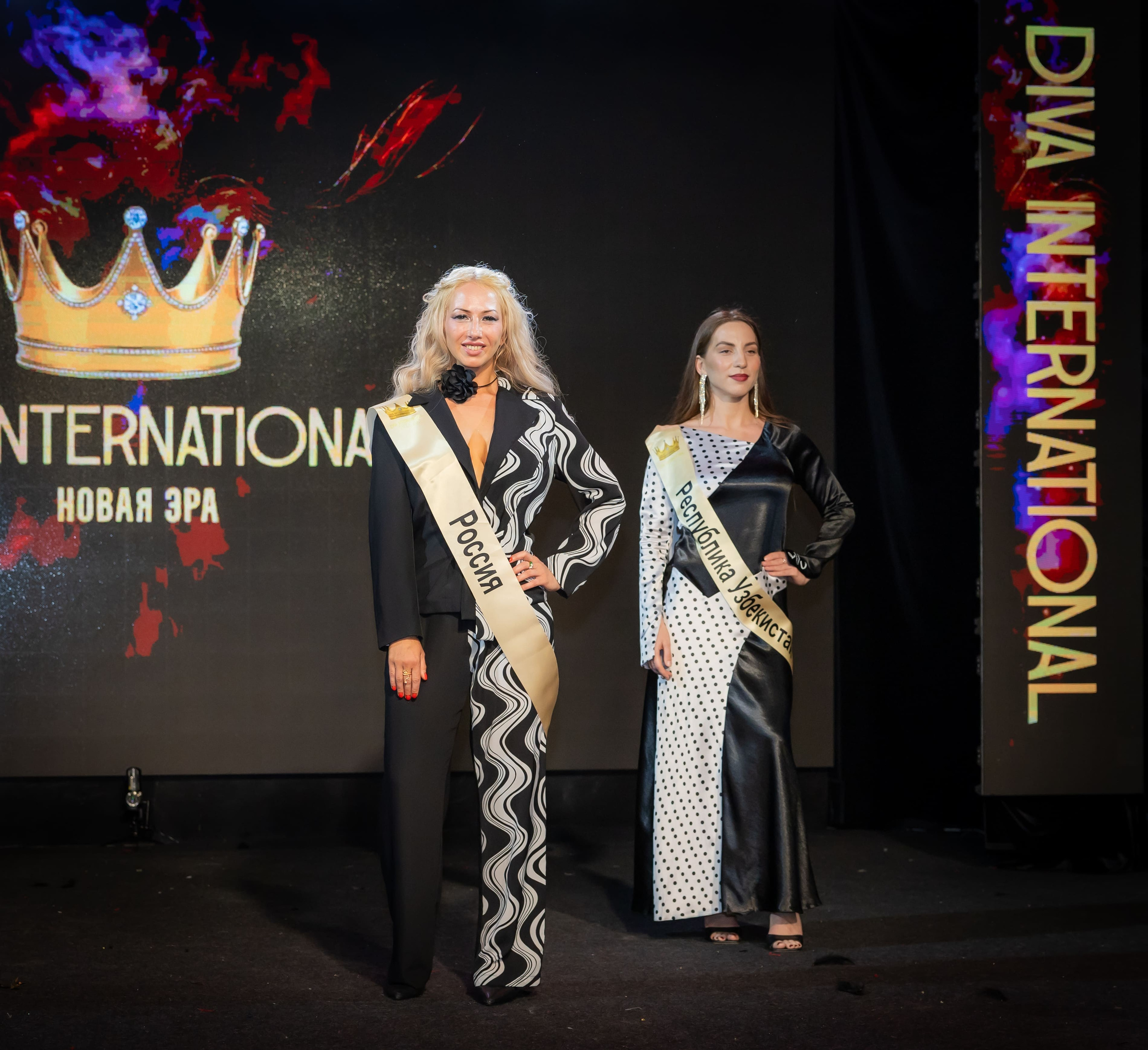 Финалистки международного конкурса красоты DIVA International 2026 на сцене во время награждения