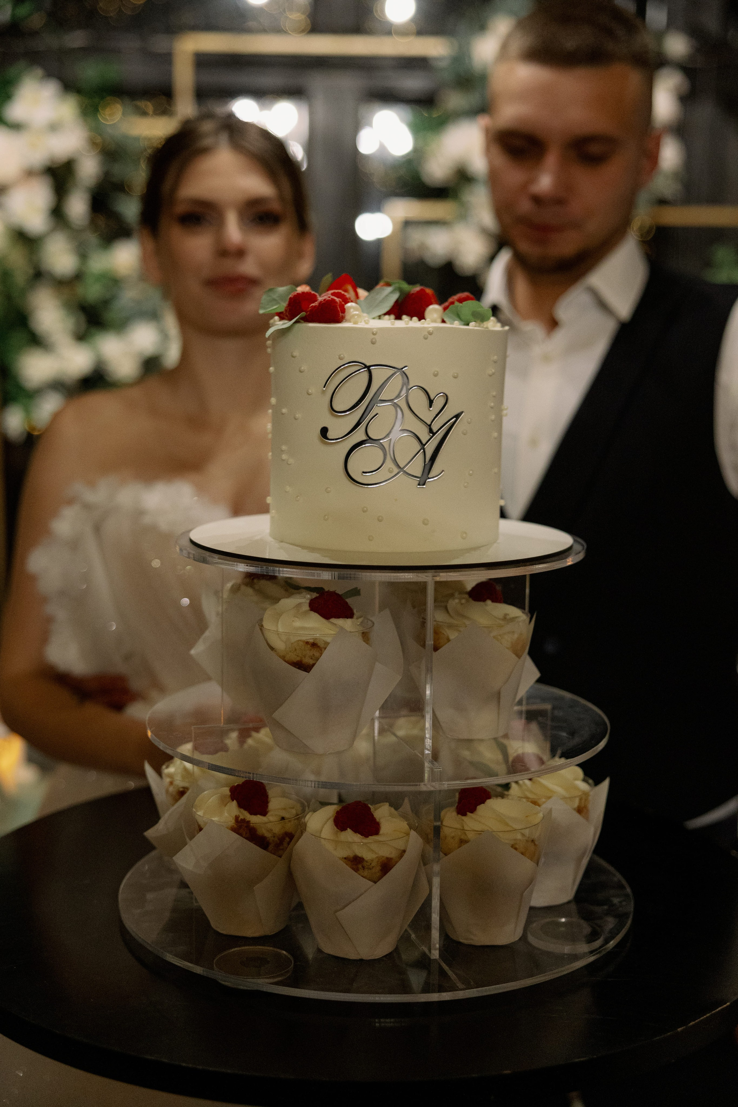 Торт Хмельницкая. Подрядчики и друзья сети свадебных площадок House for wedding