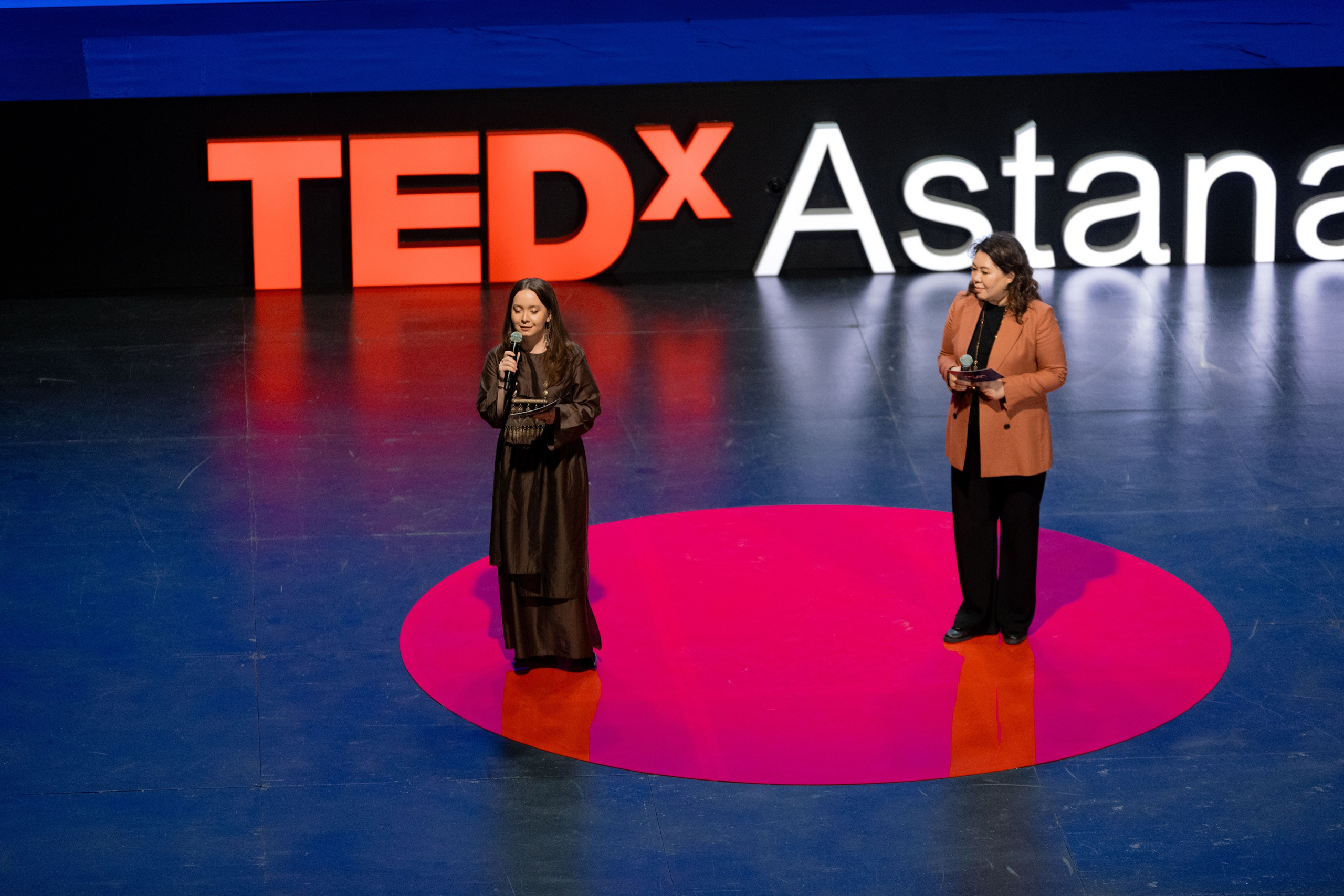 TEDxASTANA. OSPAN ALI photographer