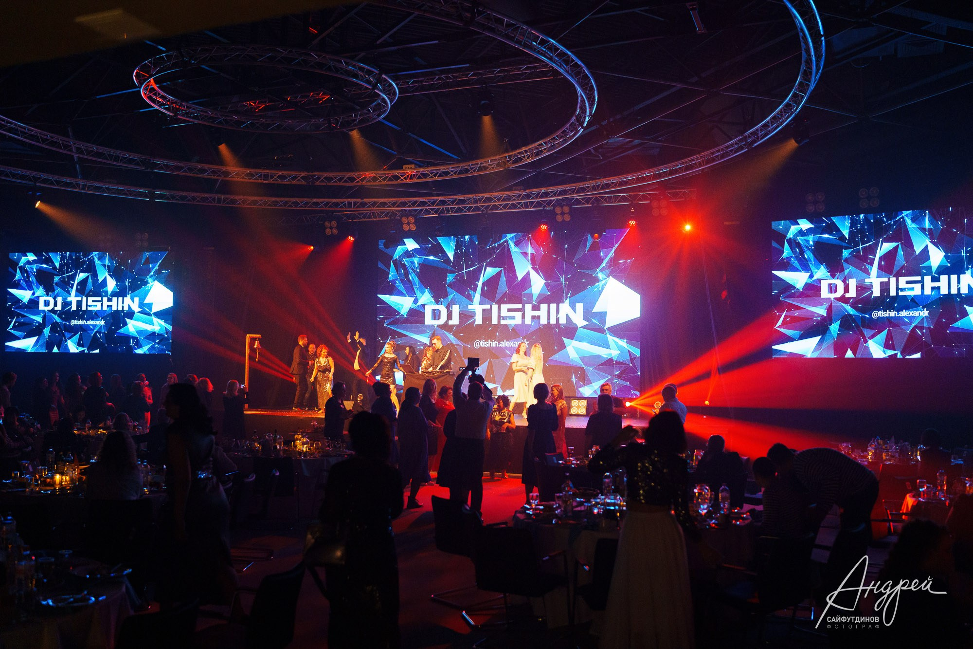 Фоторепортаж корпоратива. Информ групп 30 лет. Свадебный и семейный фотограф в Ростове-на-Дону. Андрей Сайфутдинов