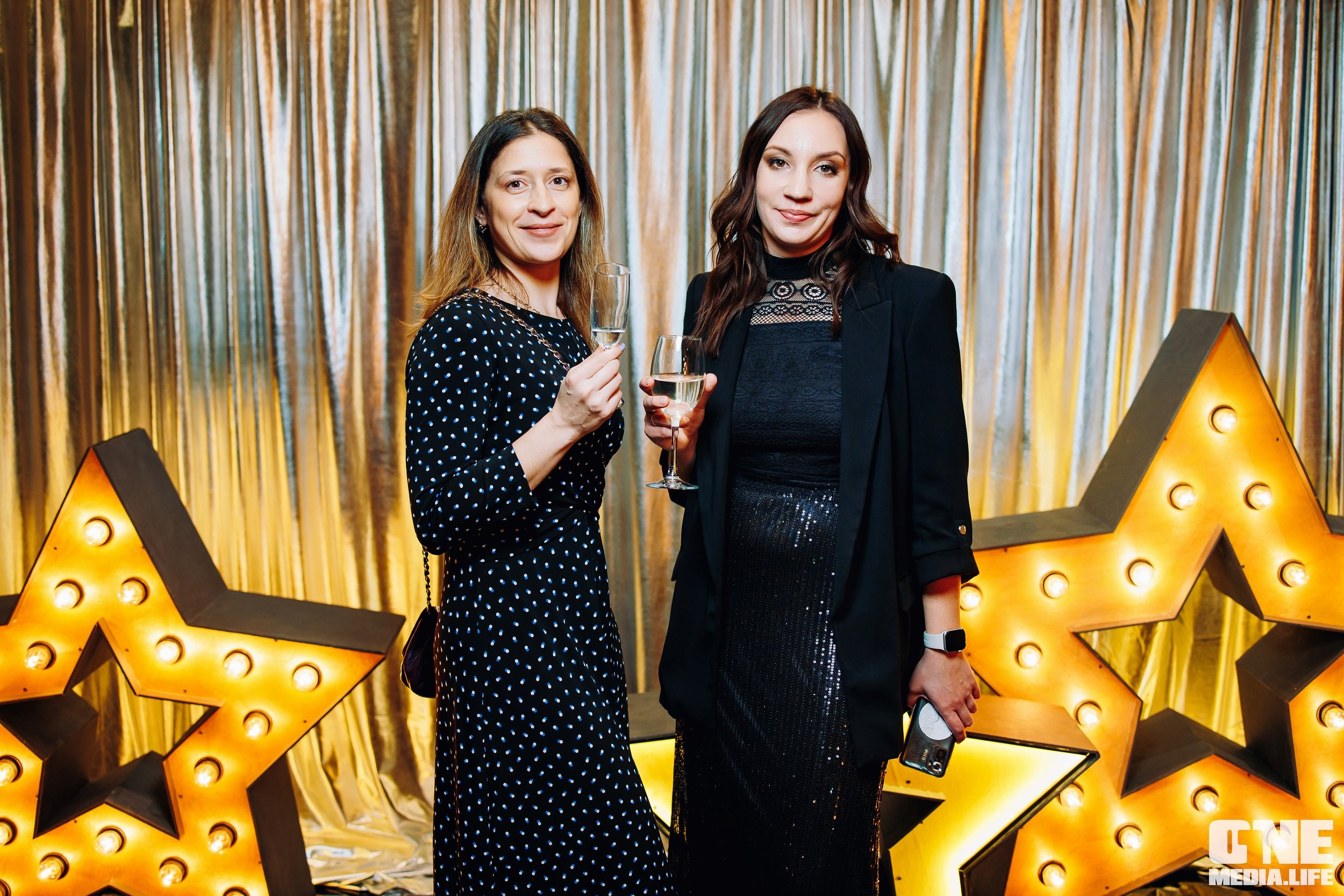 Новогодний Огонёк от Верю в Чудо. One Media Life: фоторепортажи, фотоотчеты с мероприятий и заведений