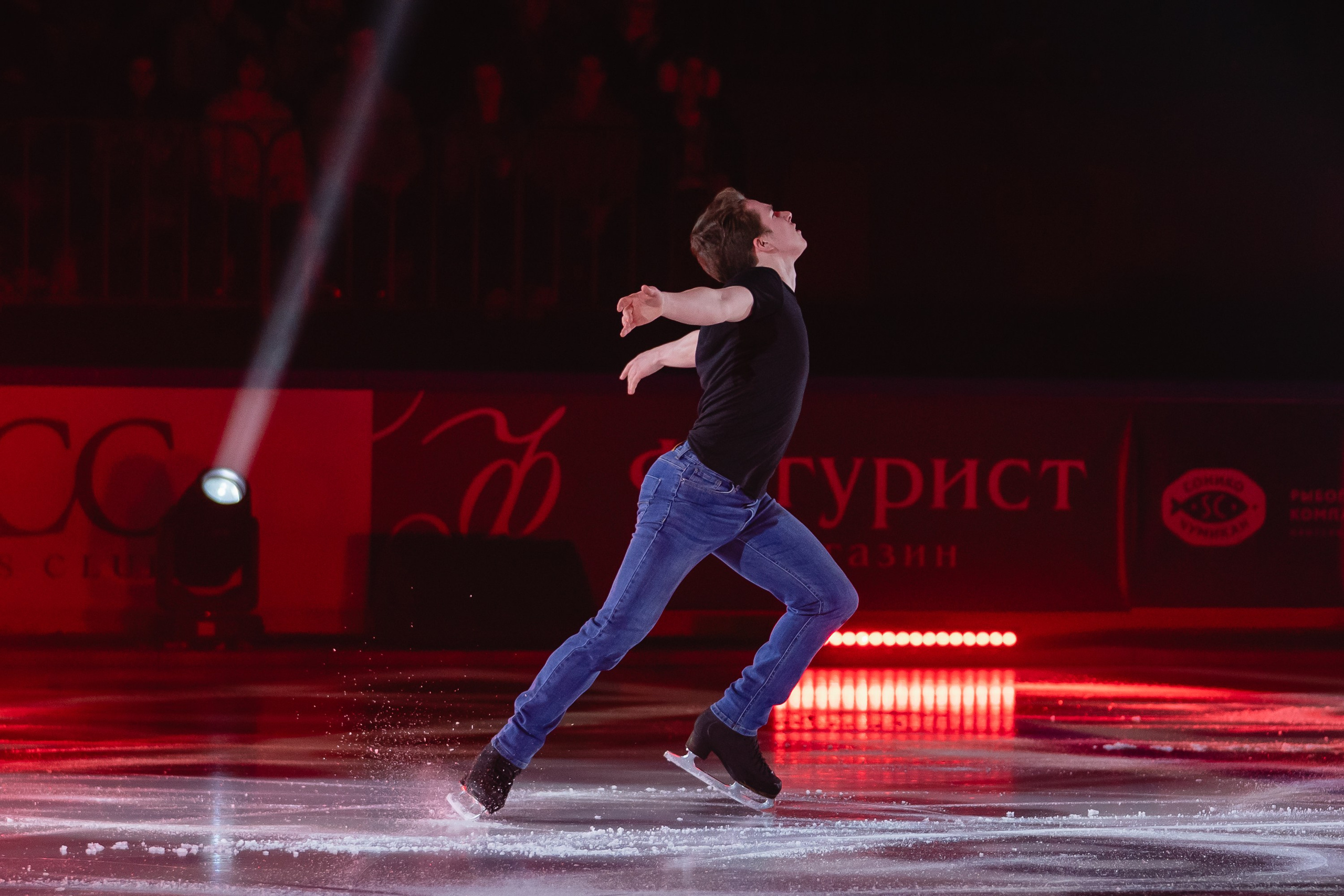 Шоу «Чемпионы на льду» в Новосибирске. Воробьева Ксения — Спортивный и танцевальный фотограф Новосибирск