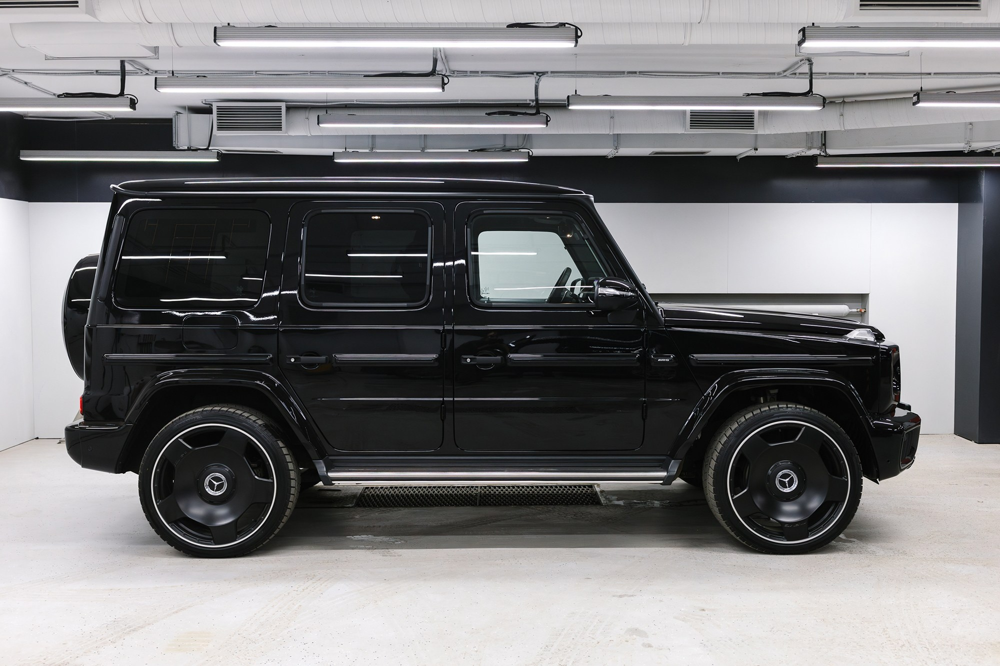 Mercedes-Benz G 400d 2.9 4MATIC 9G-Tronic (330 л. с.) 2023. Автосалон «Х-Авто»