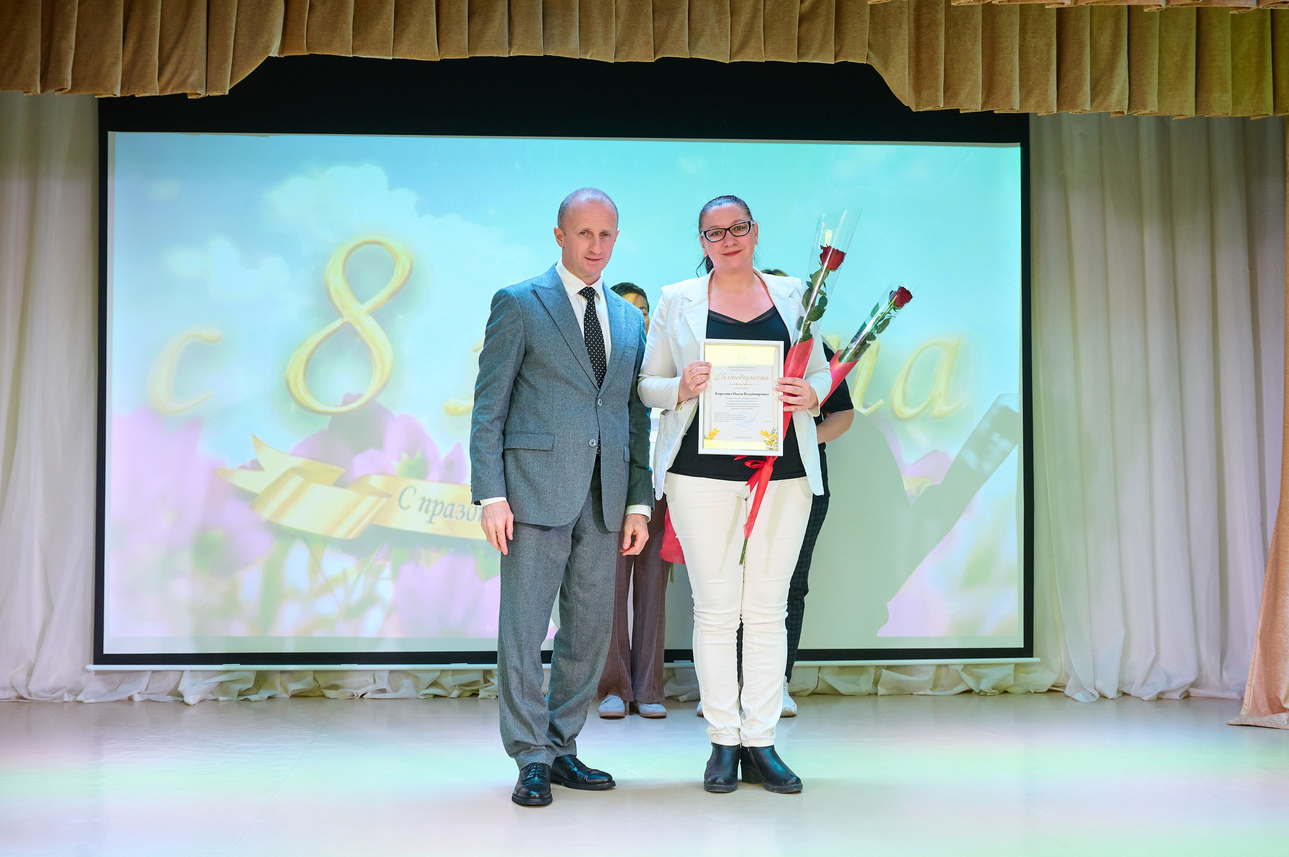 8 марта в Виноградном. Жизнь курорта Кабардинка в фотографиях