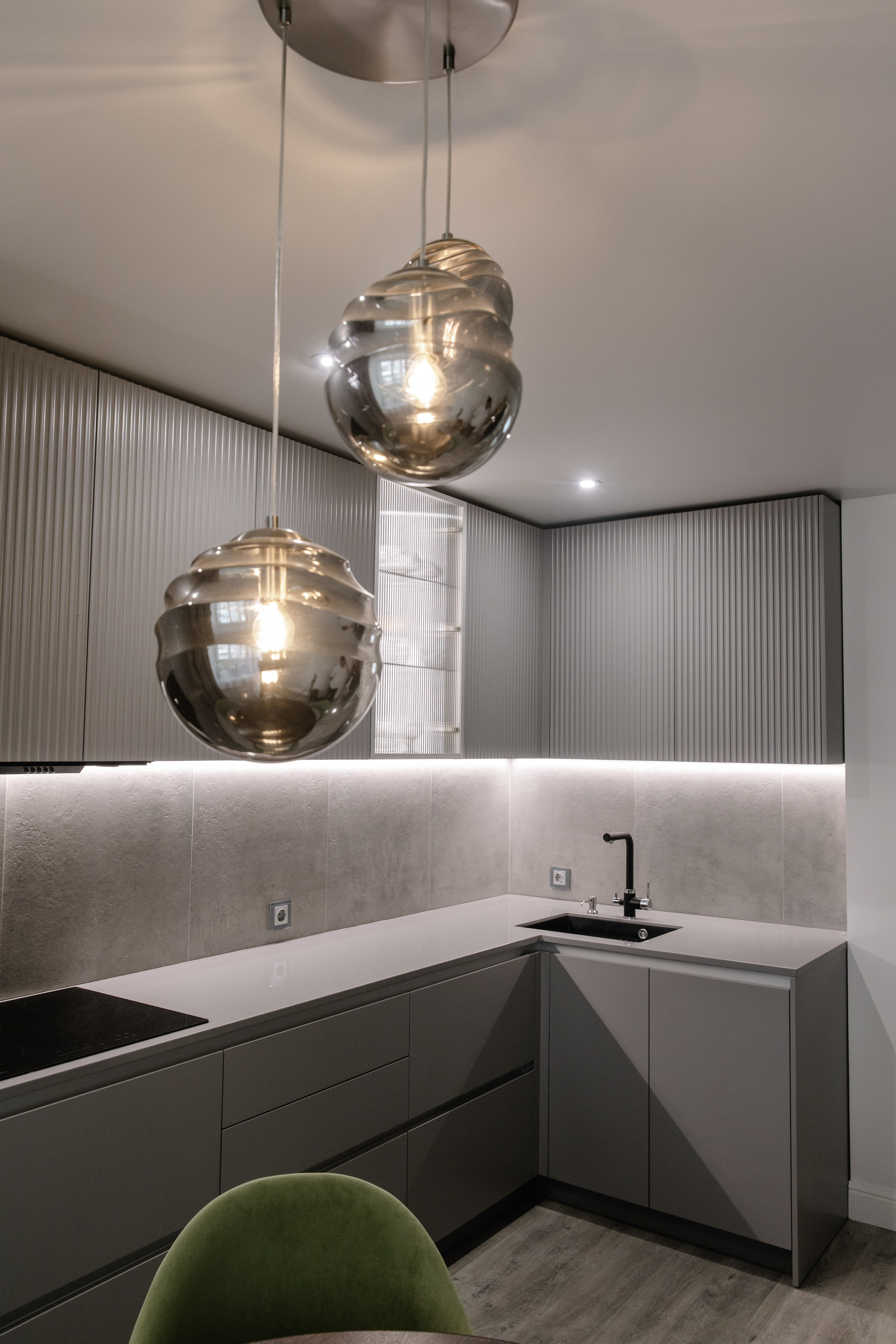 Кухня на заказ в Томске Шевченко. ГУДРУМ — Мебель на заказ в Томске | Кухни | Шкафы | Стулья и Столы