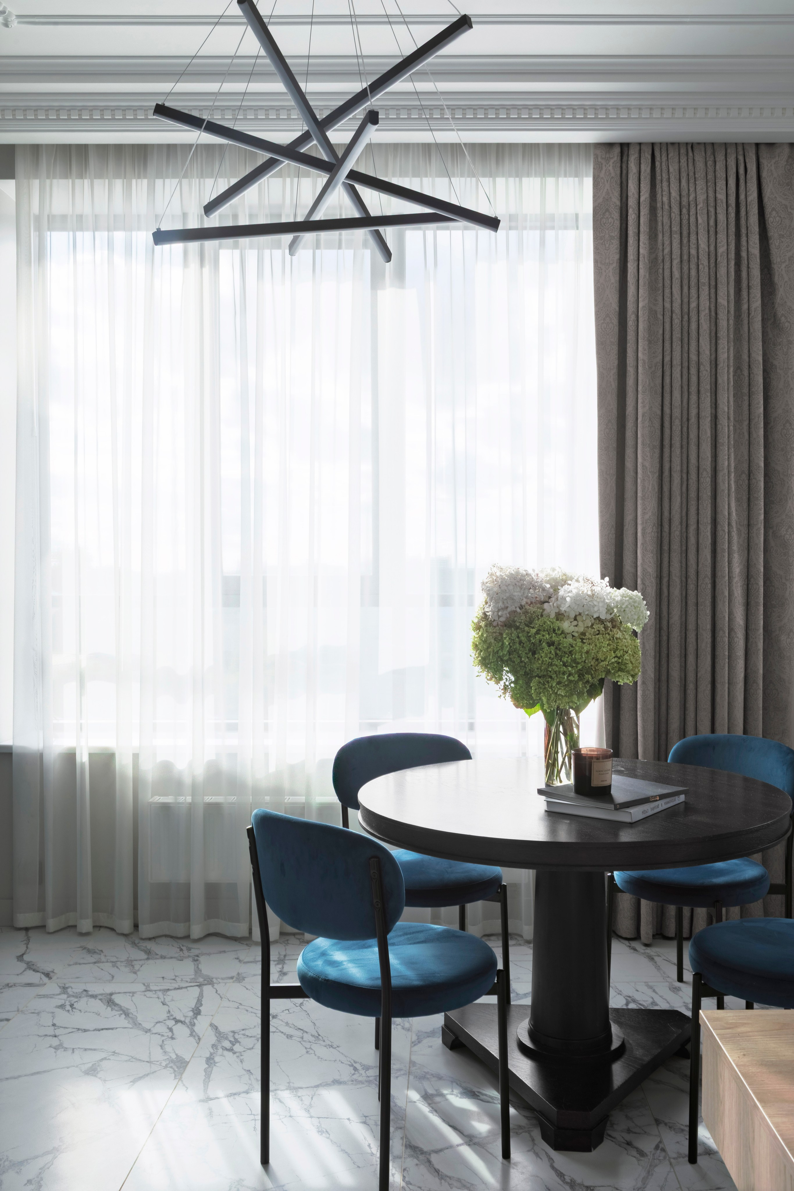 MONODOM67sqm. МАКСИМОВИЧ бюро дизайна интерьера полного цикла