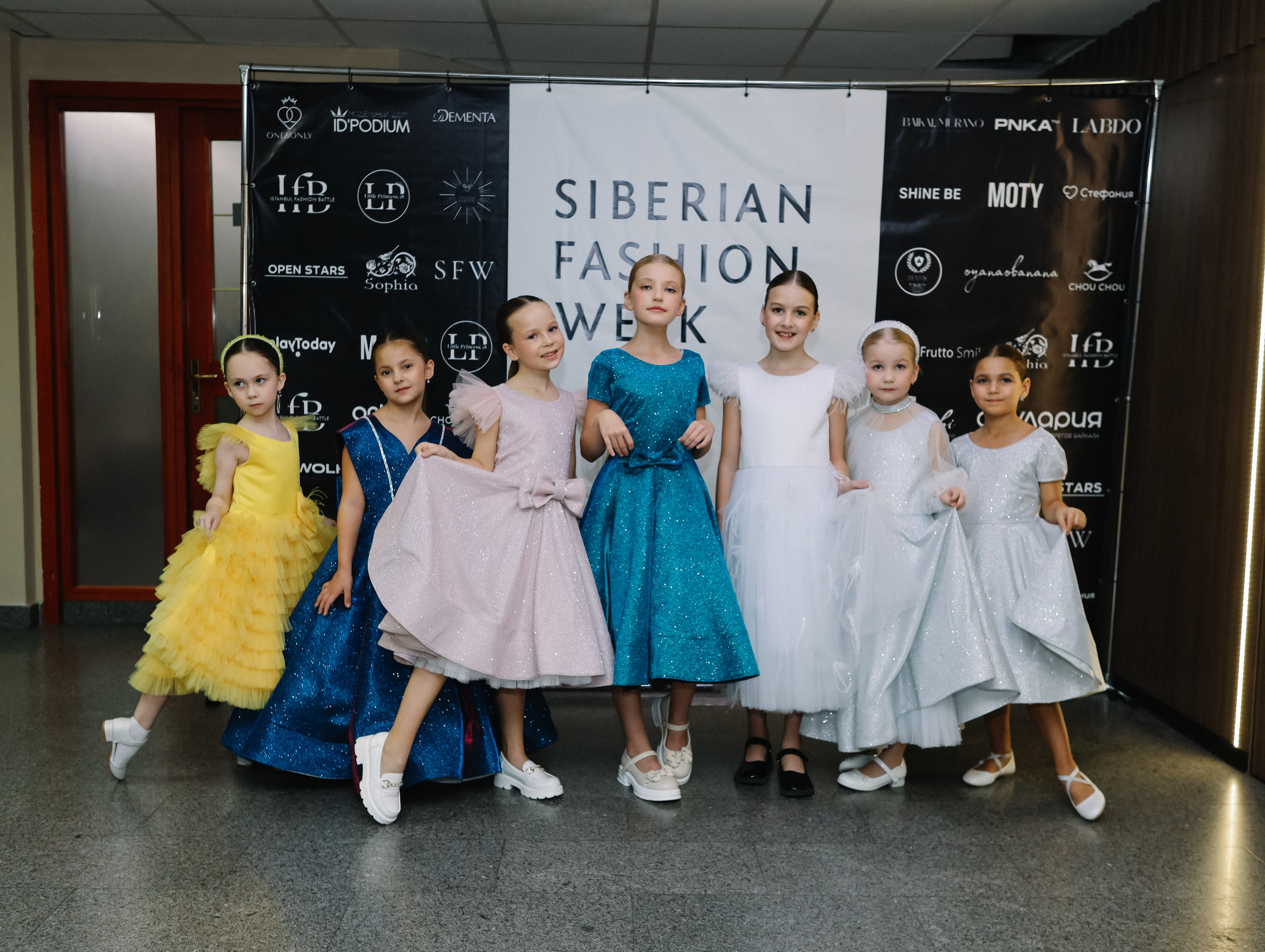 Участвуем в модном показе Сибири. Little_Princess.38