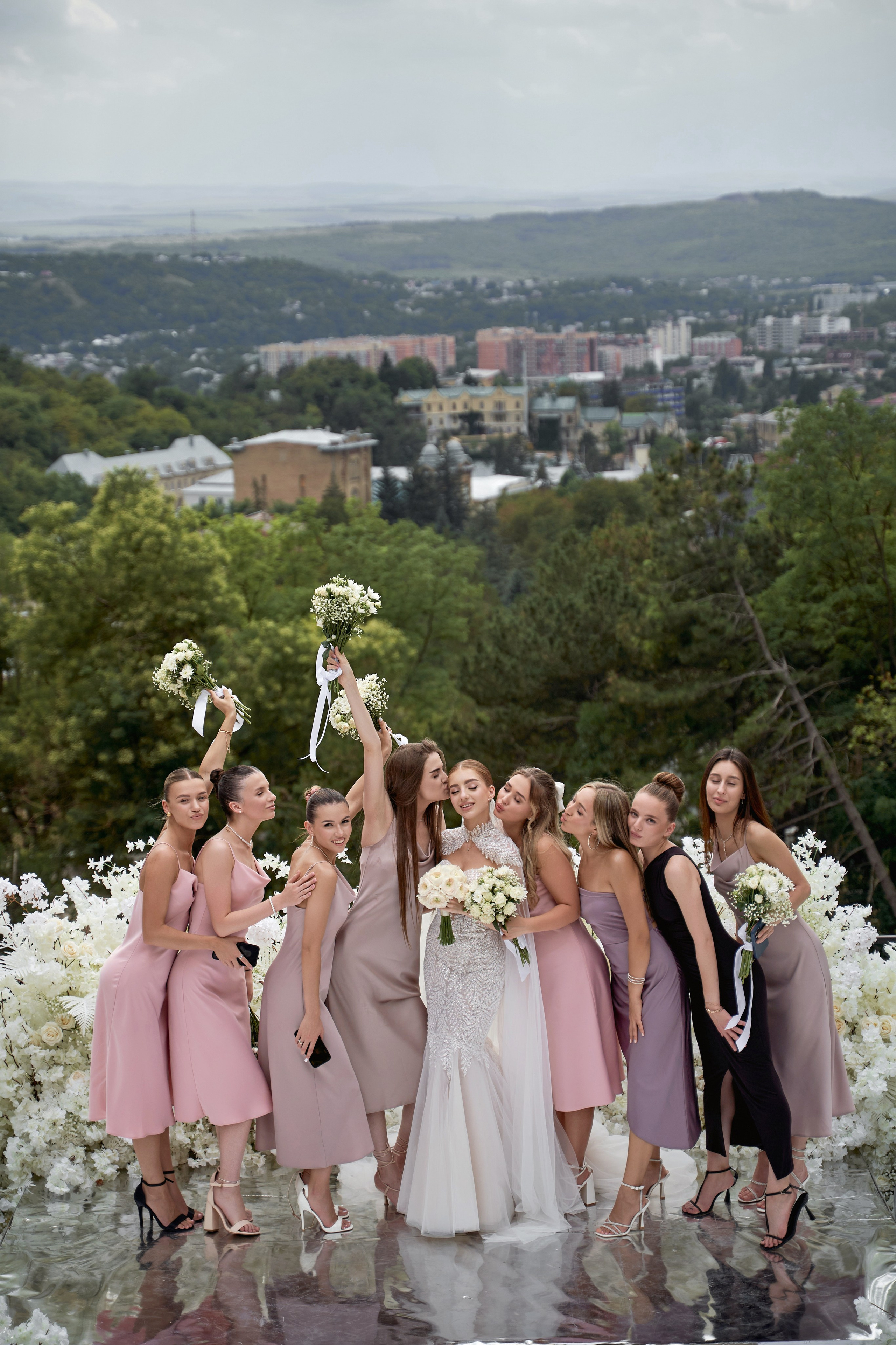 ЛЮБИТЬ В ПЯТИГОРСКЕ. ТВИНС СТУДИО — лучшие свадебные фотографы и видеографы в Краснодаре