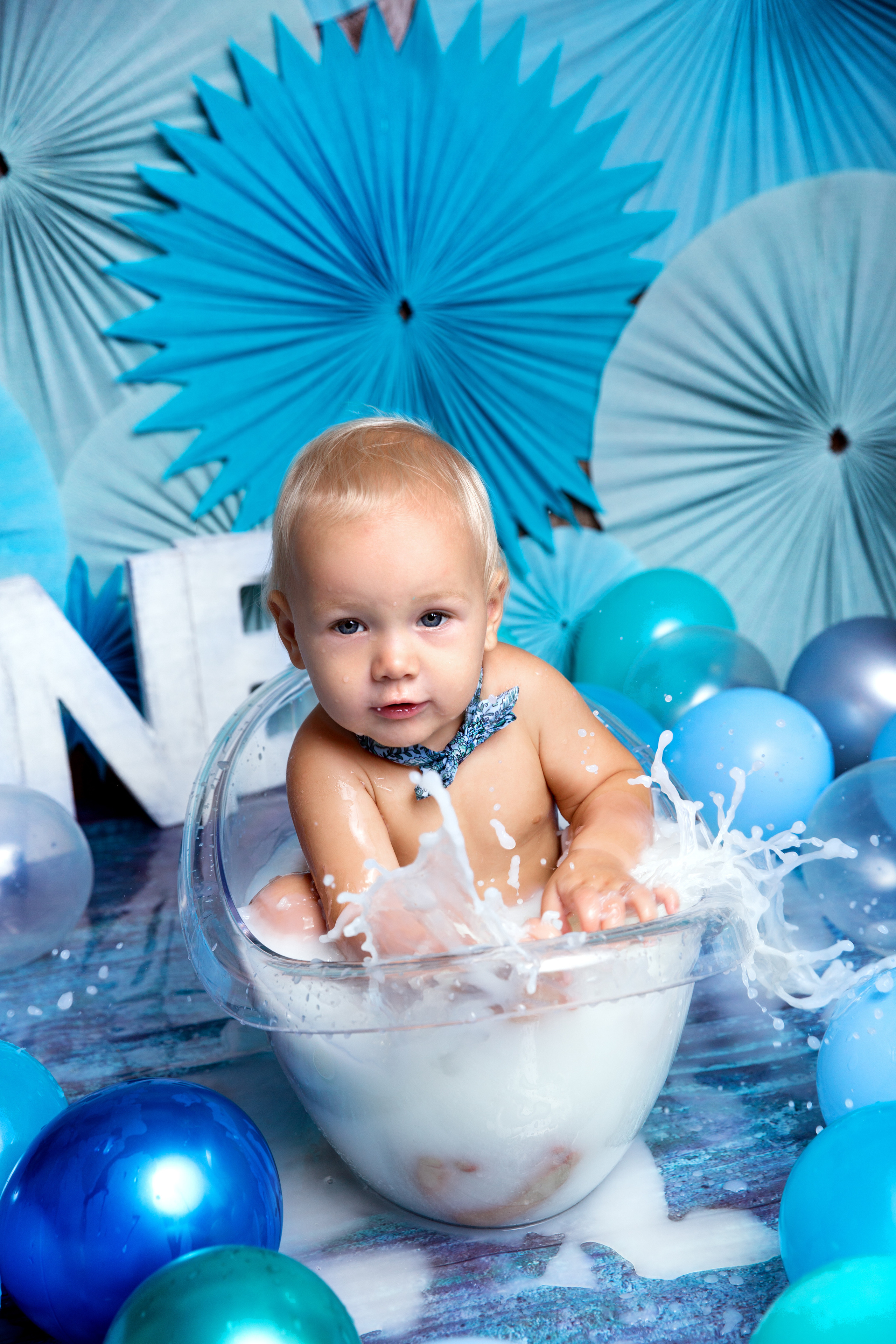 Фотосессия ГОДОВАСИЕ. Фотограф новорожденных, детей до года и беременных в Симферополе