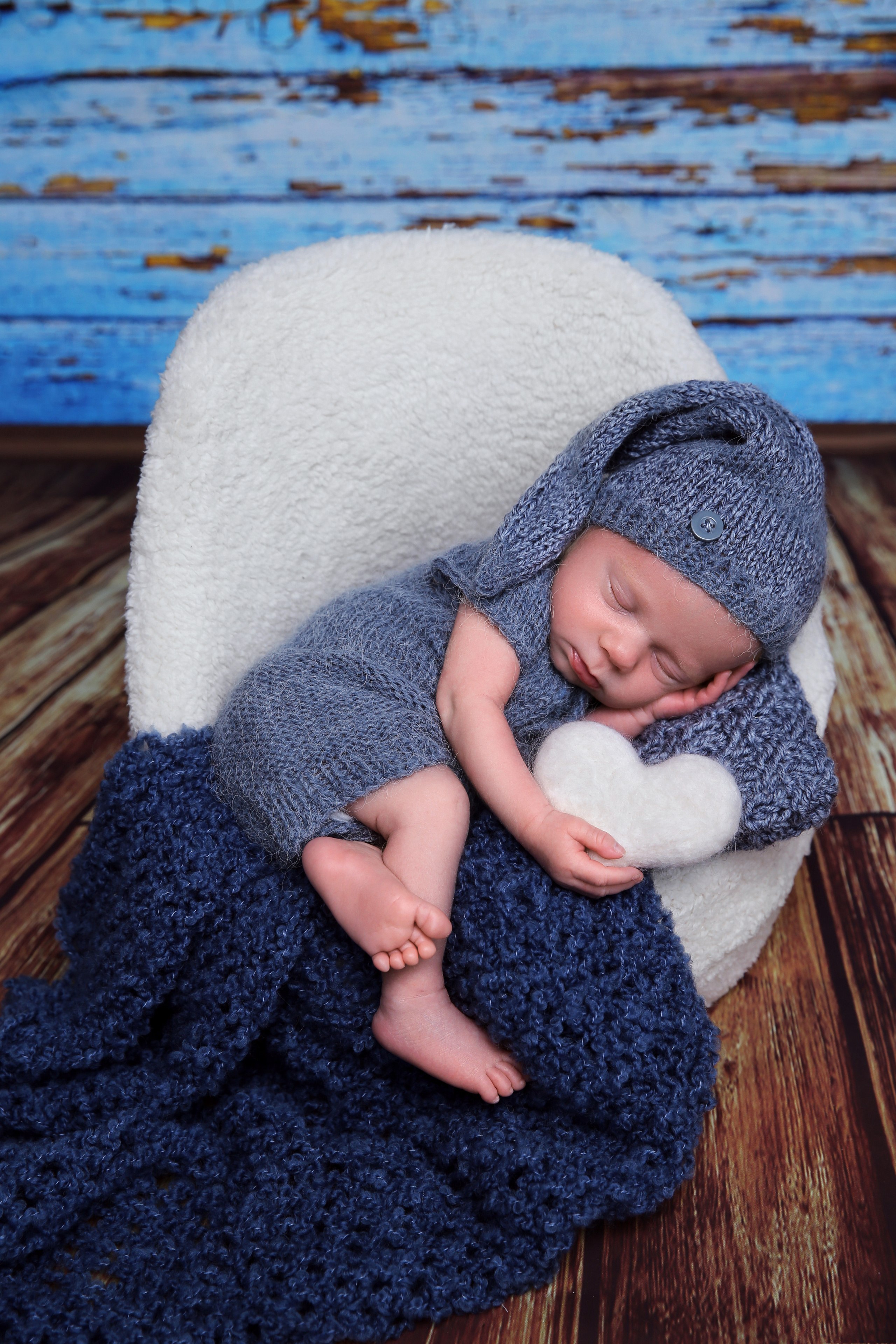 Фотосессия новорожденного (newborn). Фотограф новорожденных, детей до года и беременных в Симферополе