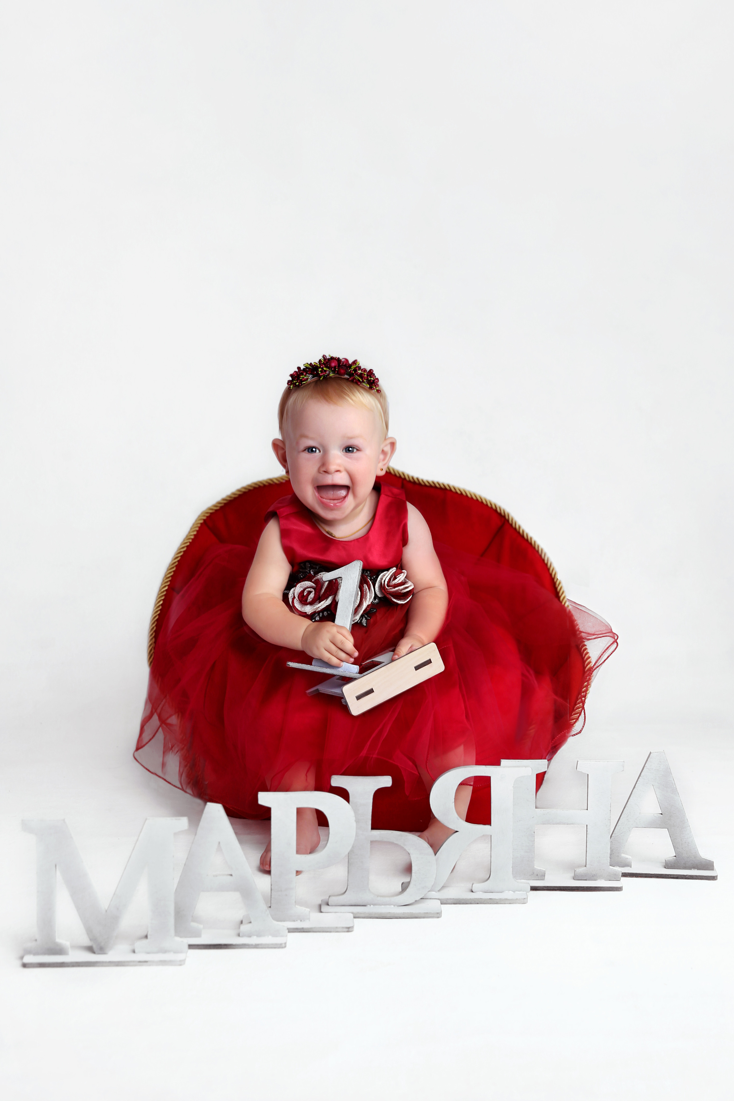 Фотосессия ГОДОВАСИЕ. Фотограф новорожденных, детей до года и беременных в Симферополе