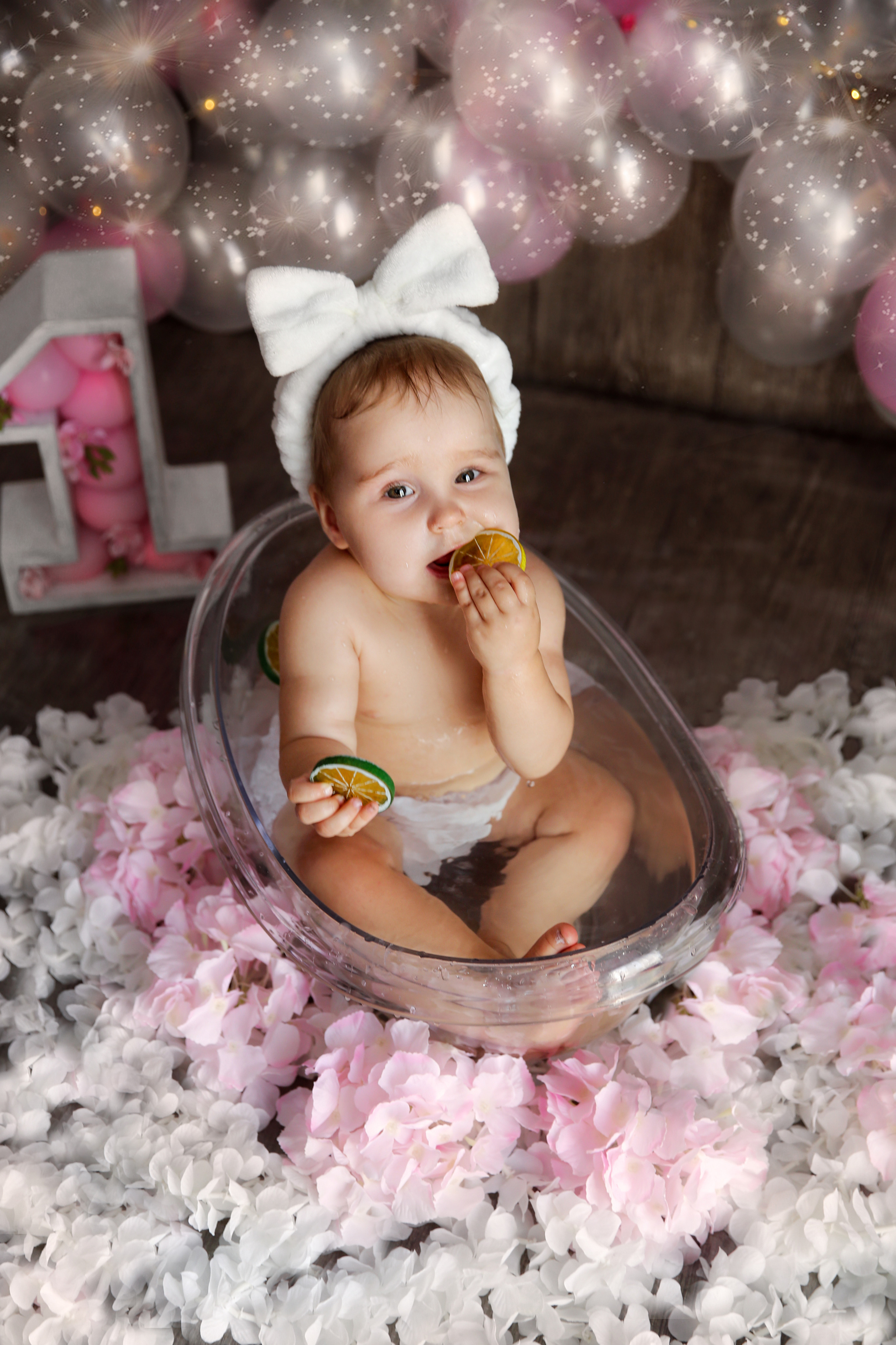 Фотосессия ГОДОВАСИЕ. Фотограф новорожденных, детей до года и беременных в Симферополе