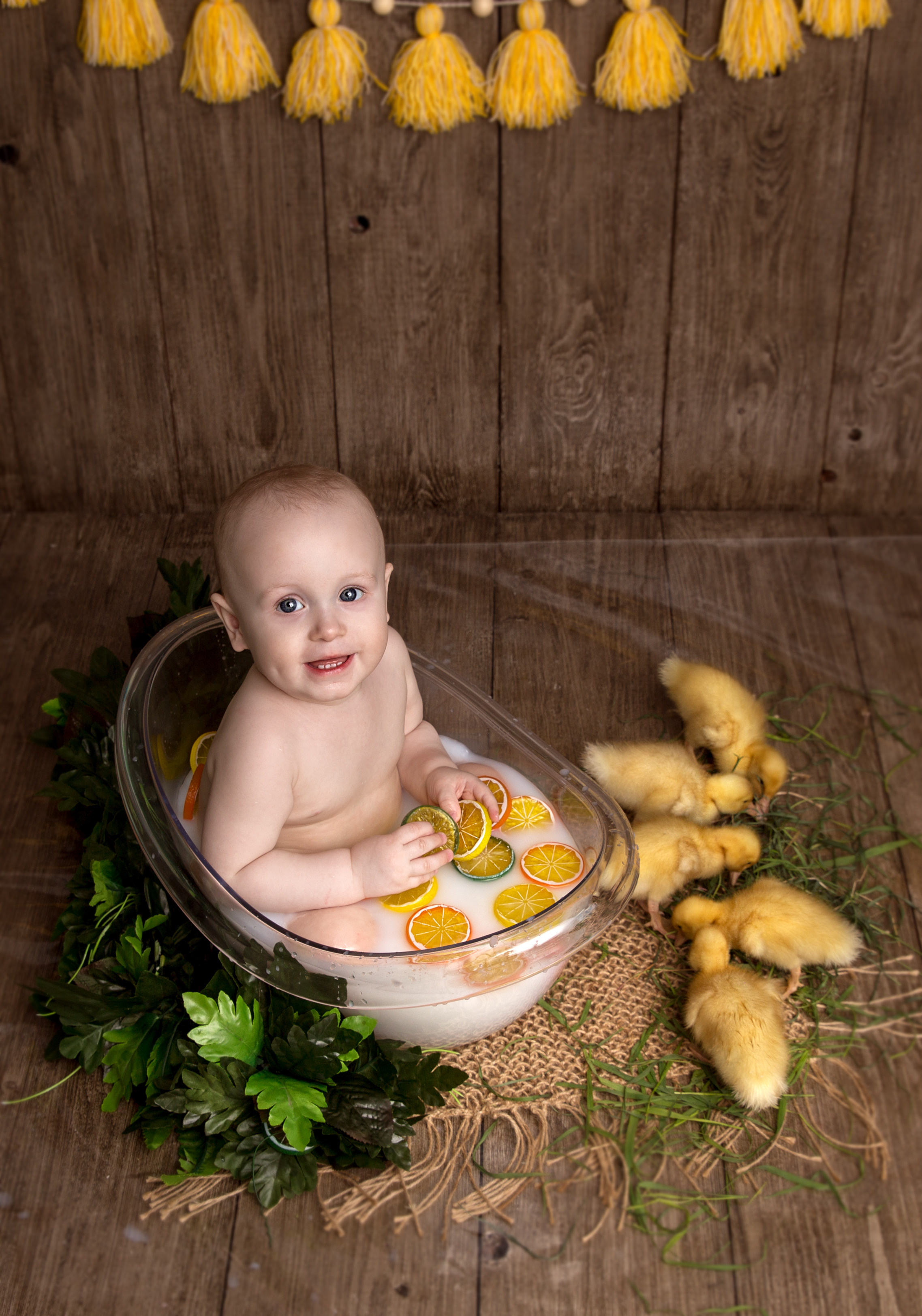 Фотосессия ГОДОВАСИЕ. Фотограф новорожденных, детей до года и беременных в Симферополе