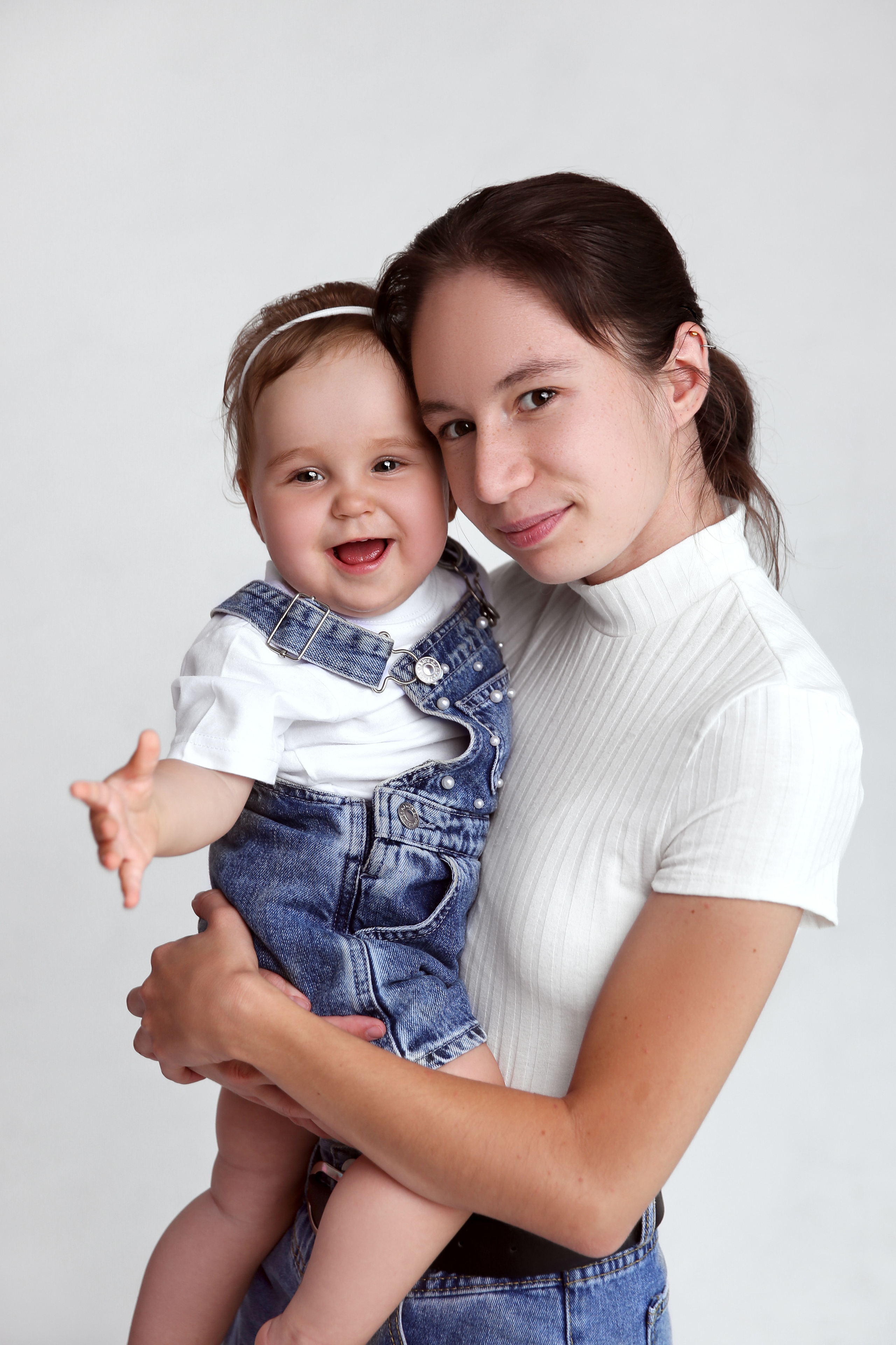 Фотосессия ГОДОВАСИЕ. Фотограф новорожденных, детей до года и беременных в Симферополе