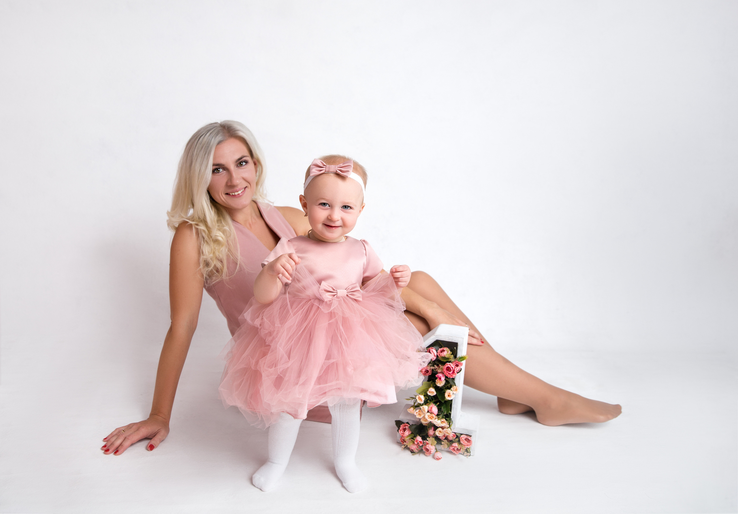 Фотосессия ГОДОВАСИЕ. Фотограф новорожденных, детей до года и беременных в Симферополе