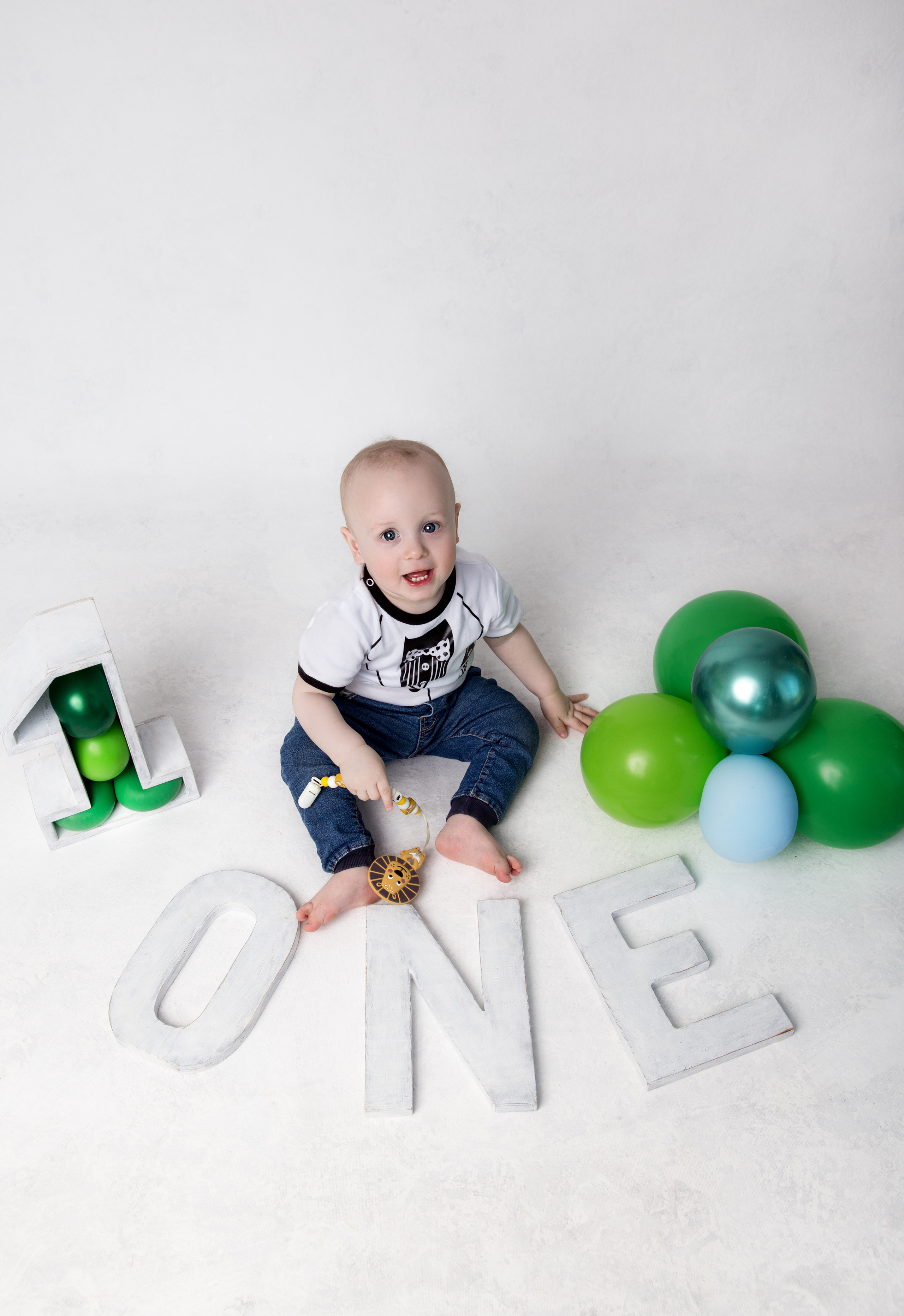 Фотосессия ГОДОВАСИЕ. Фотограф новорожденных, детей до года и беременных в Симферополе